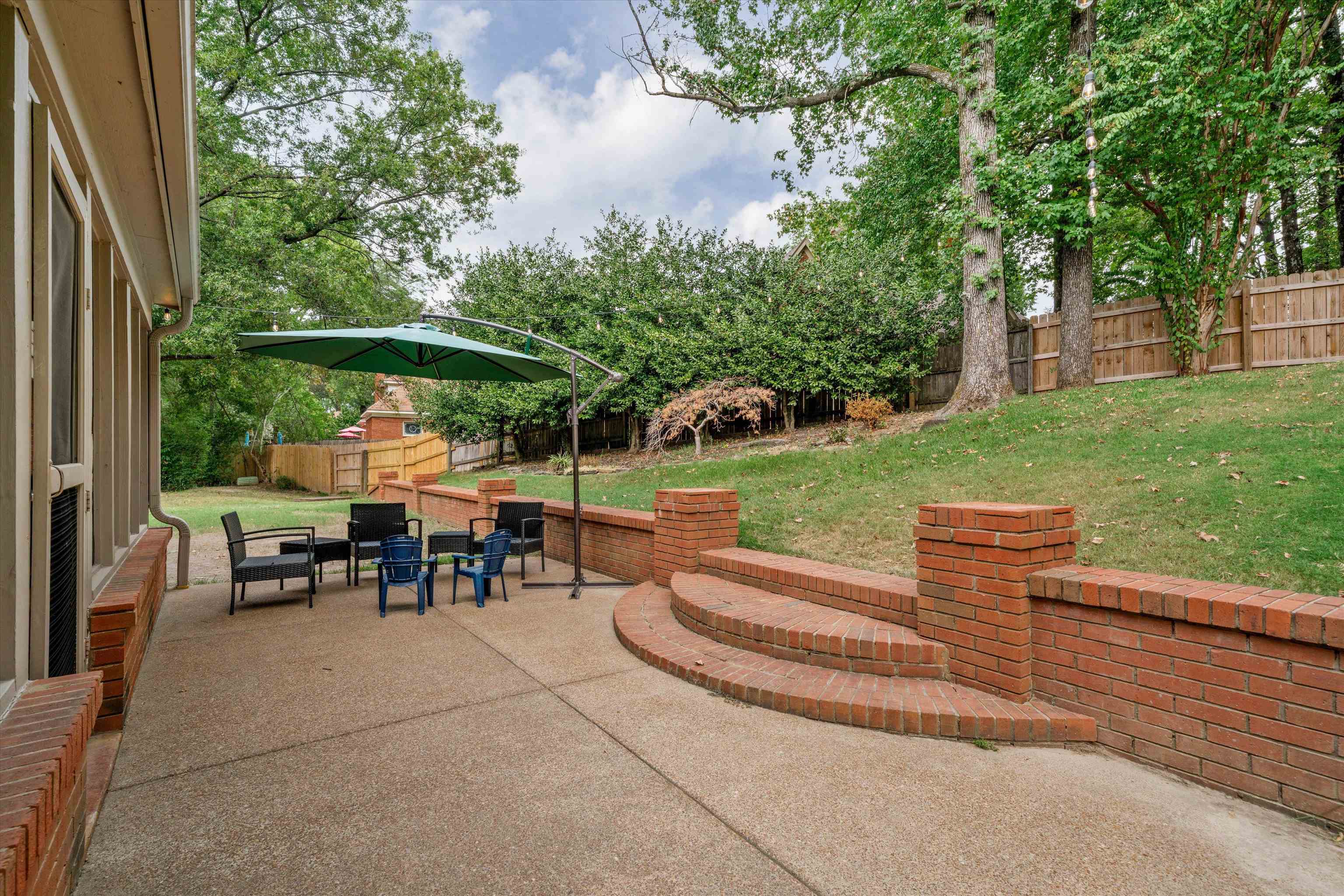 9427 MORNING WOODS CV