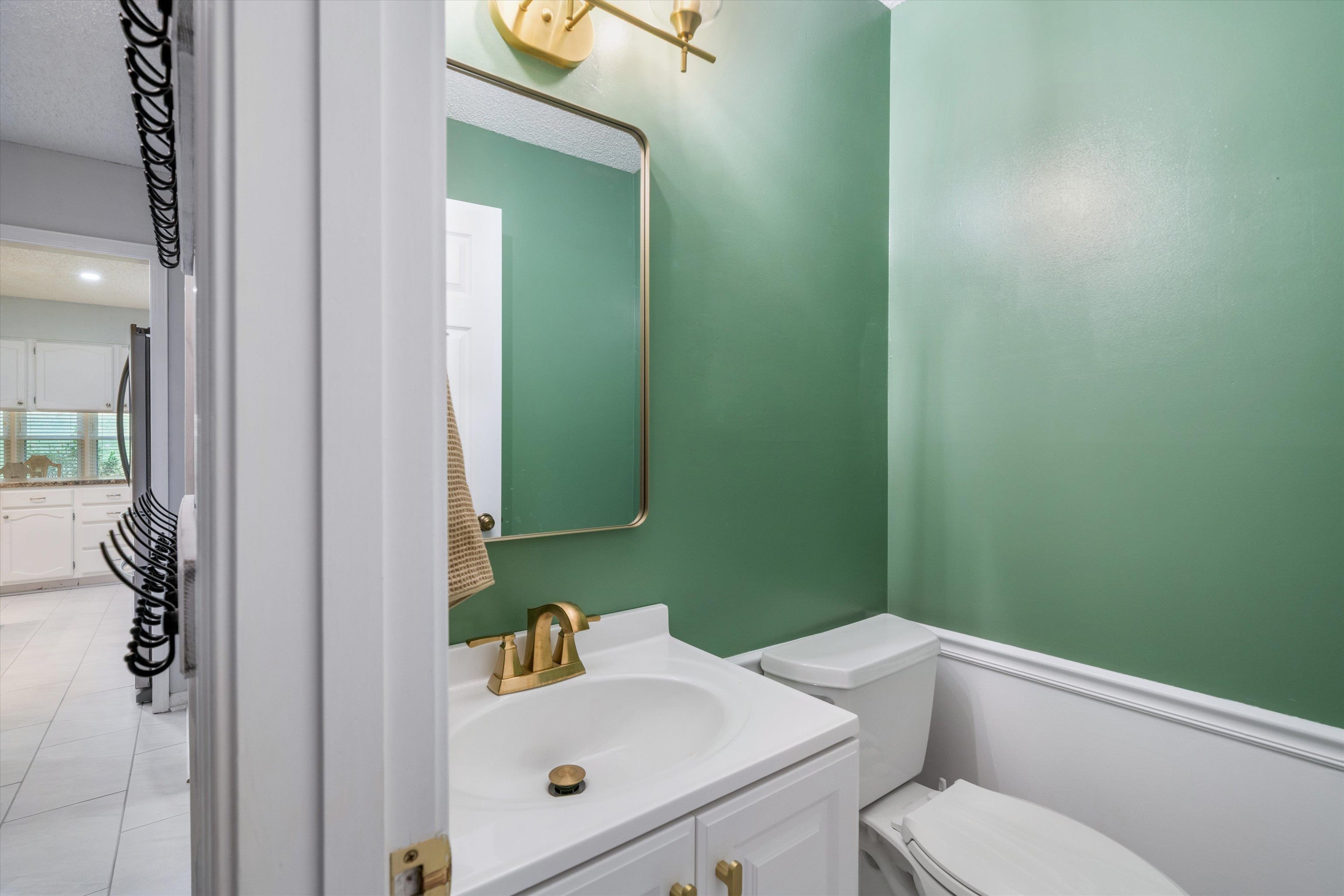 9427 MORNING WOODS CV