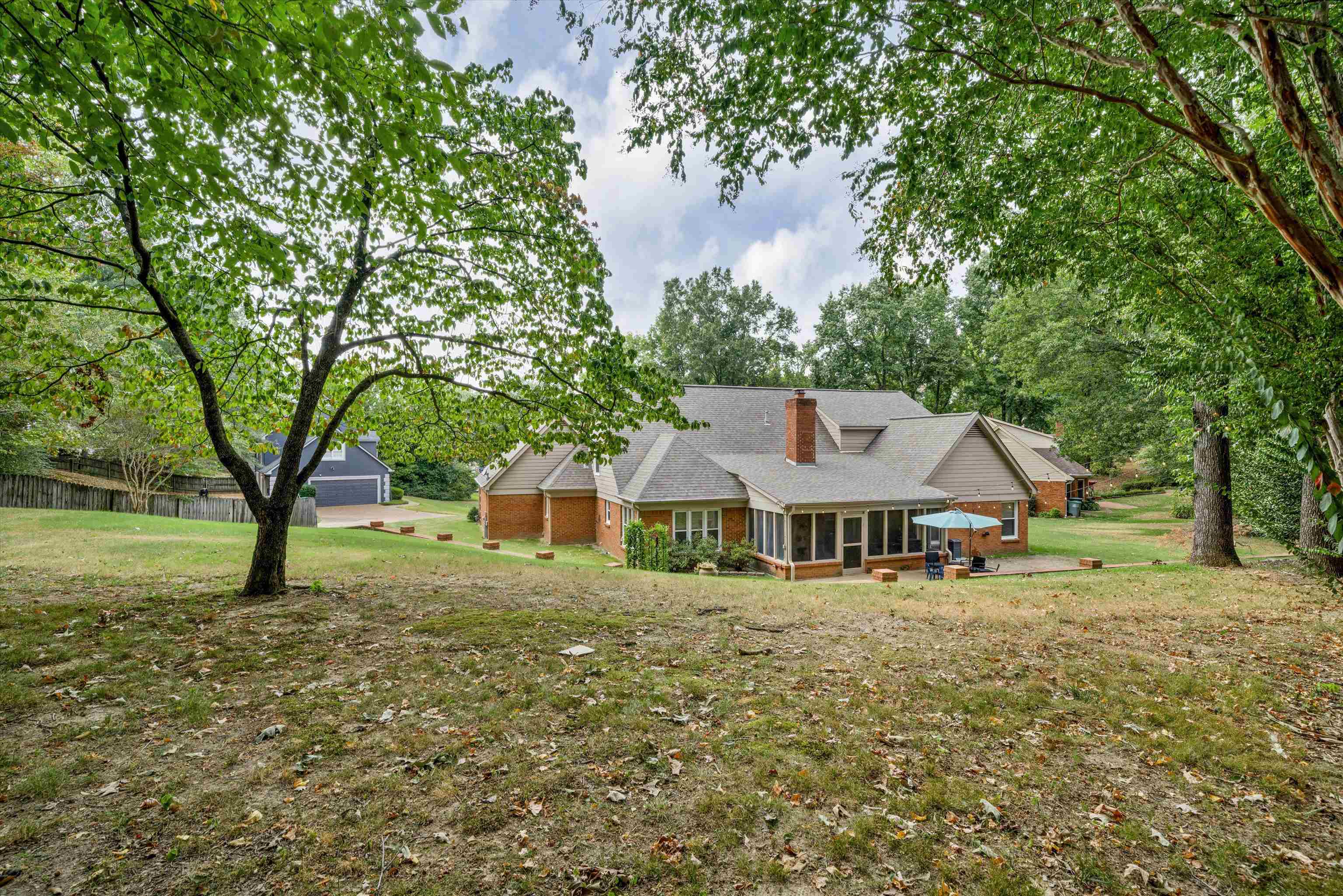 9427 MORNING WOODS CV