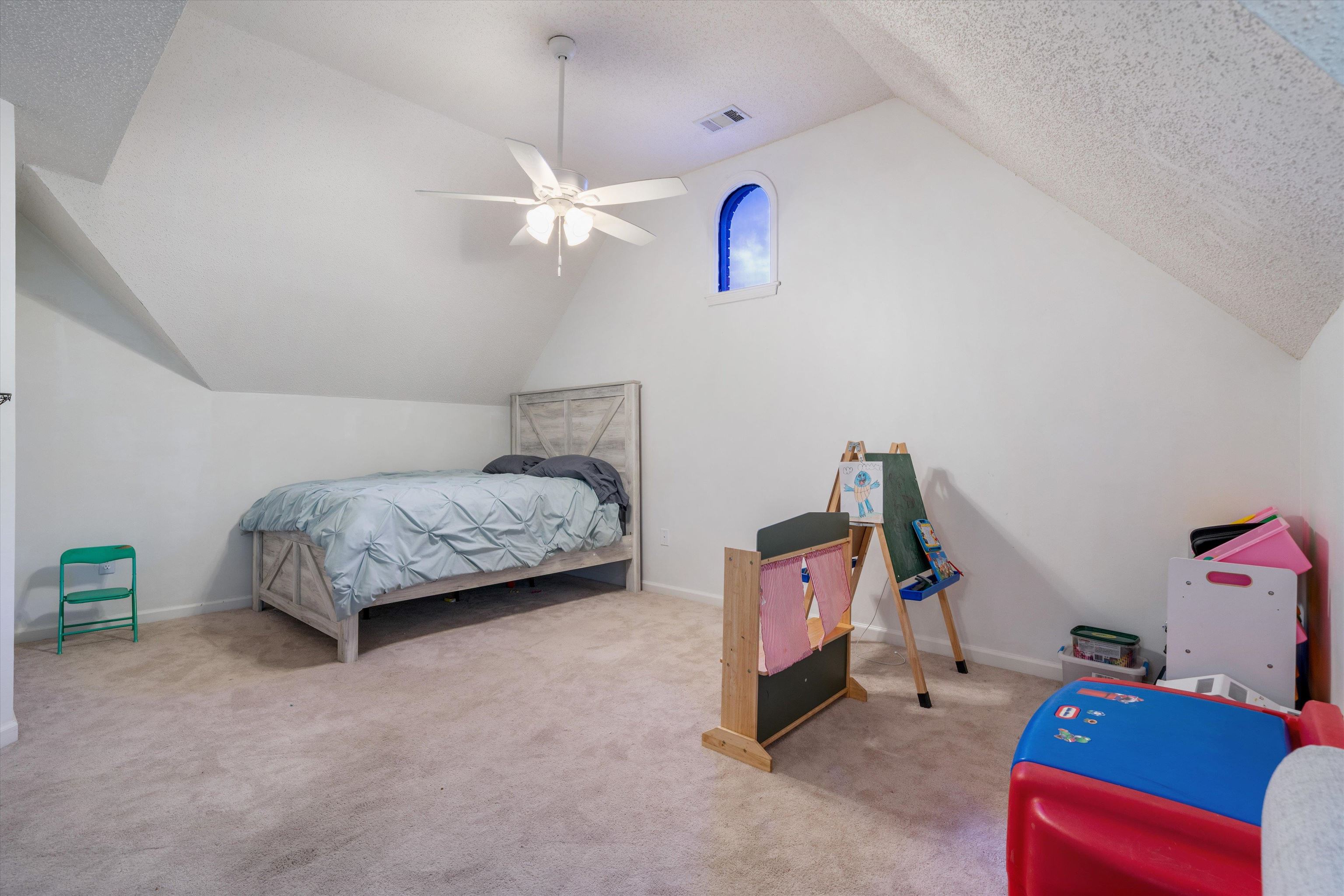 9427 MORNING WOODS CV