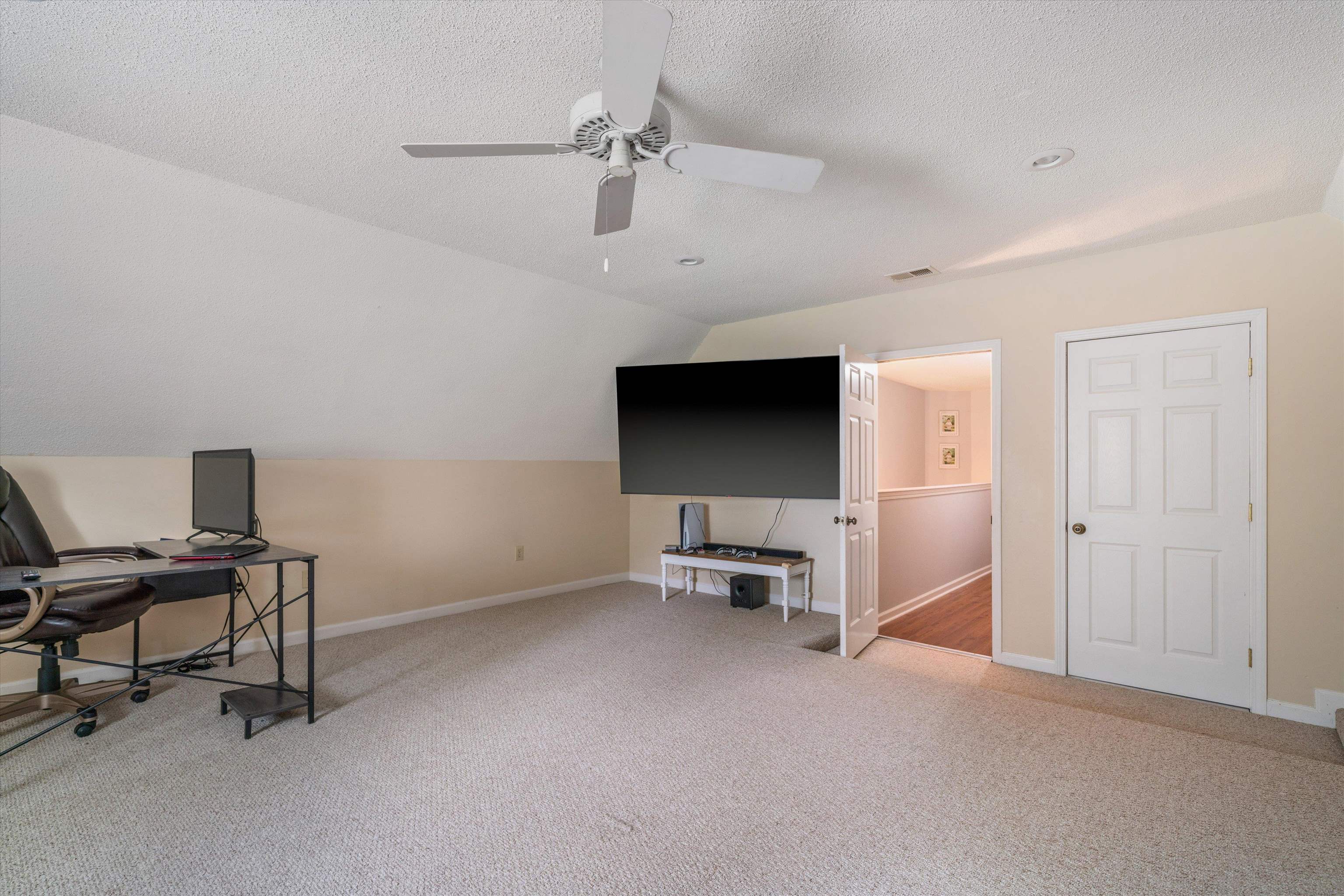 9427 MORNING WOODS CV