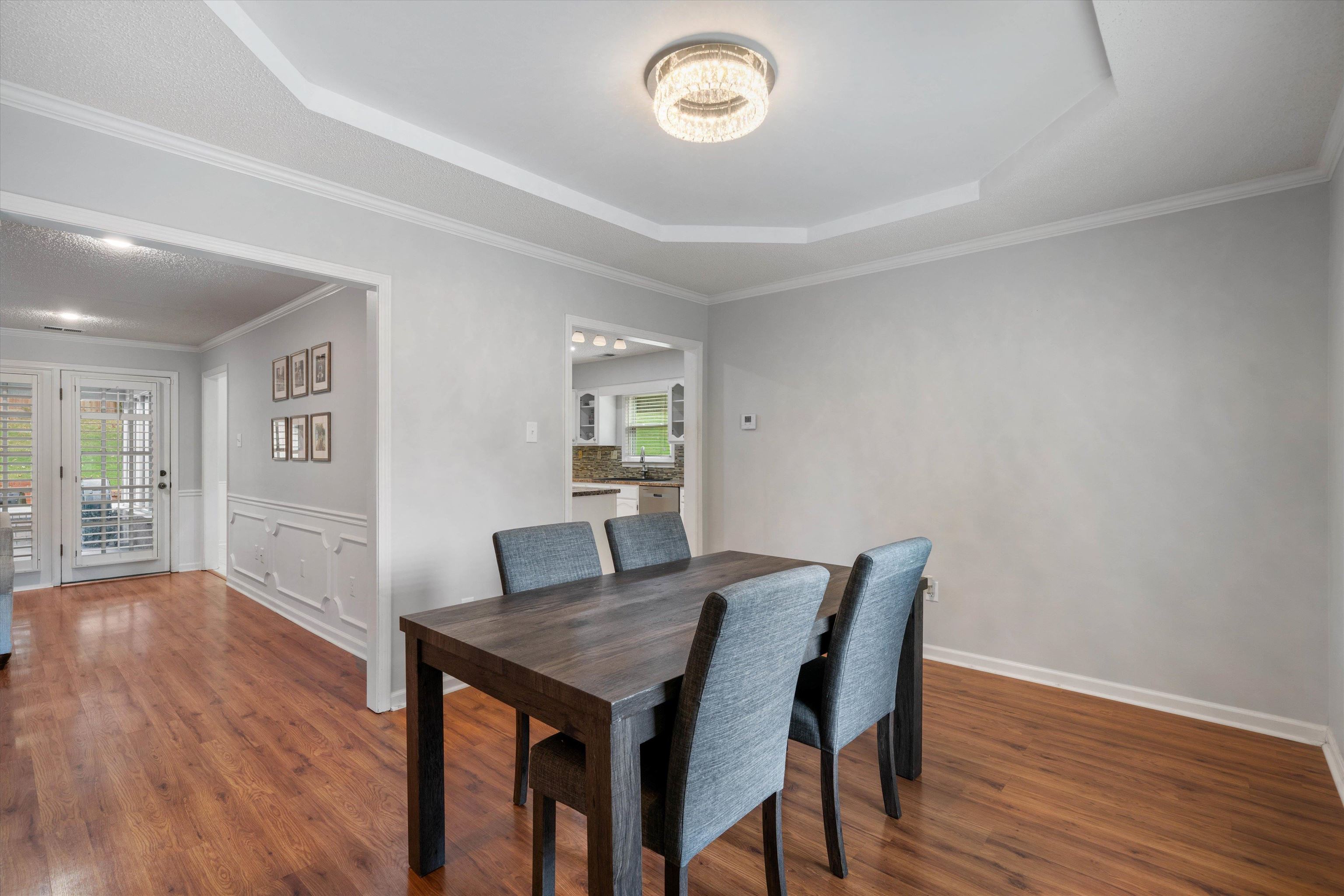 9427 MORNING WOODS CV