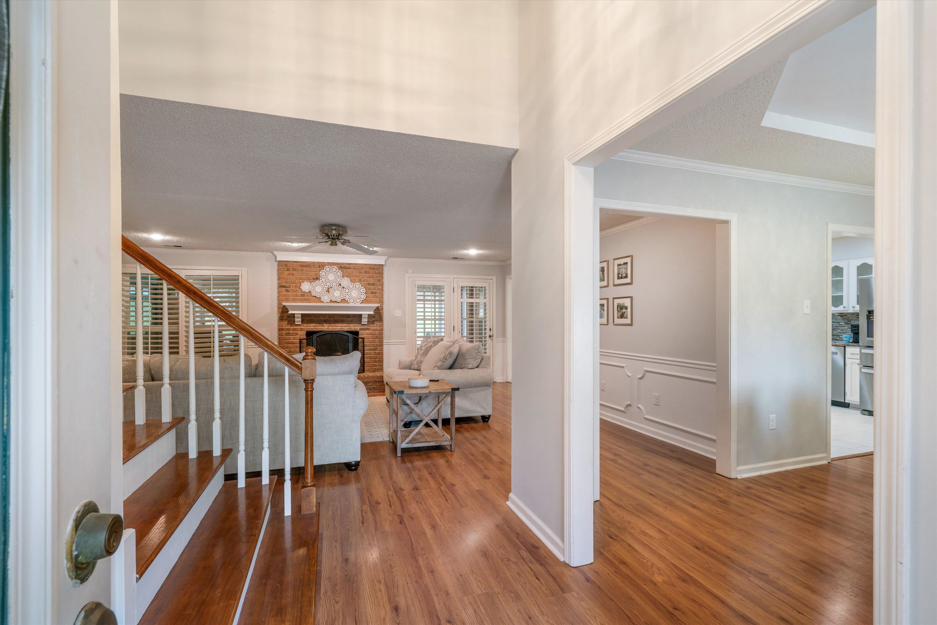 9427 MORNING WOODS CV