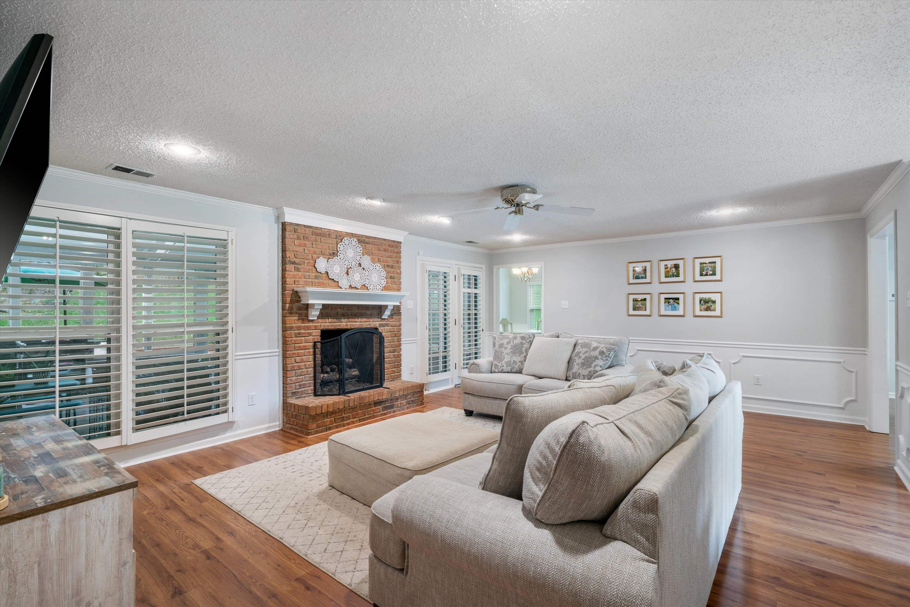 9427 MORNING WOODS CV