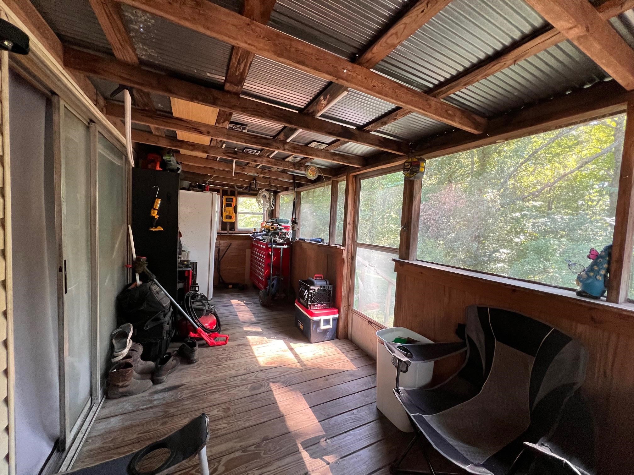 119 NANCY DR