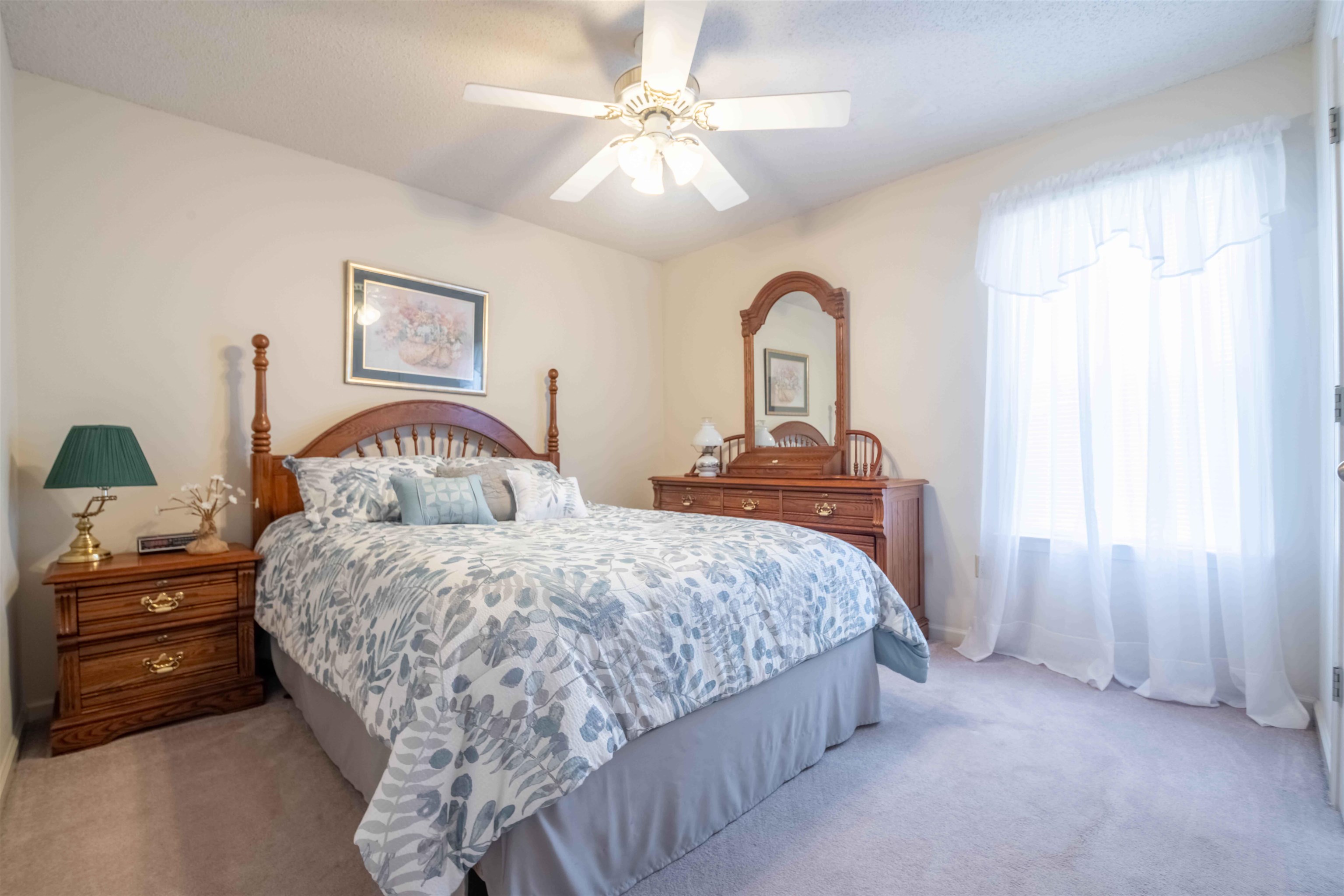 6558 LAUREL BLUFF CT