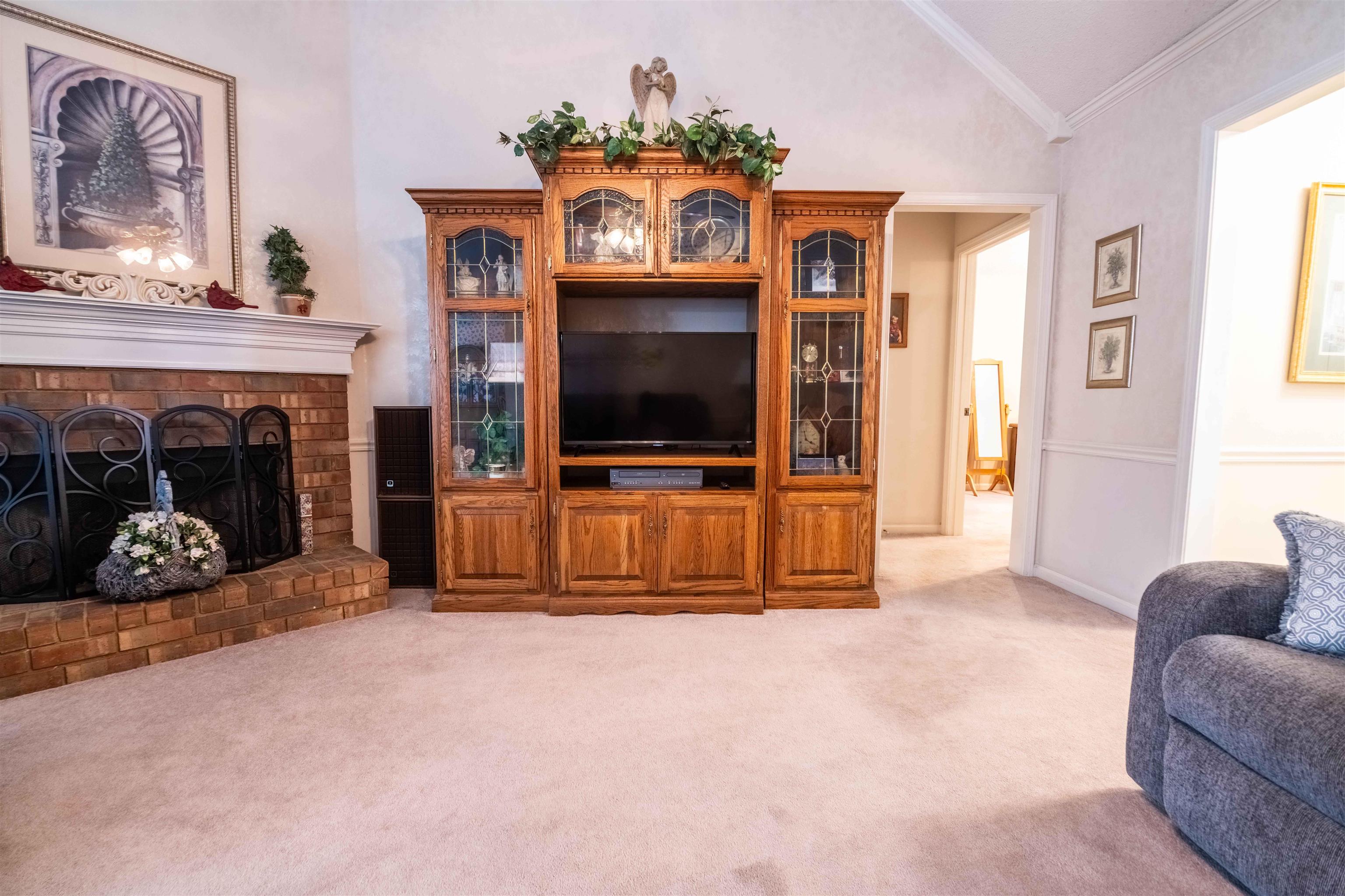 6558 LAUREL BLUFF CT