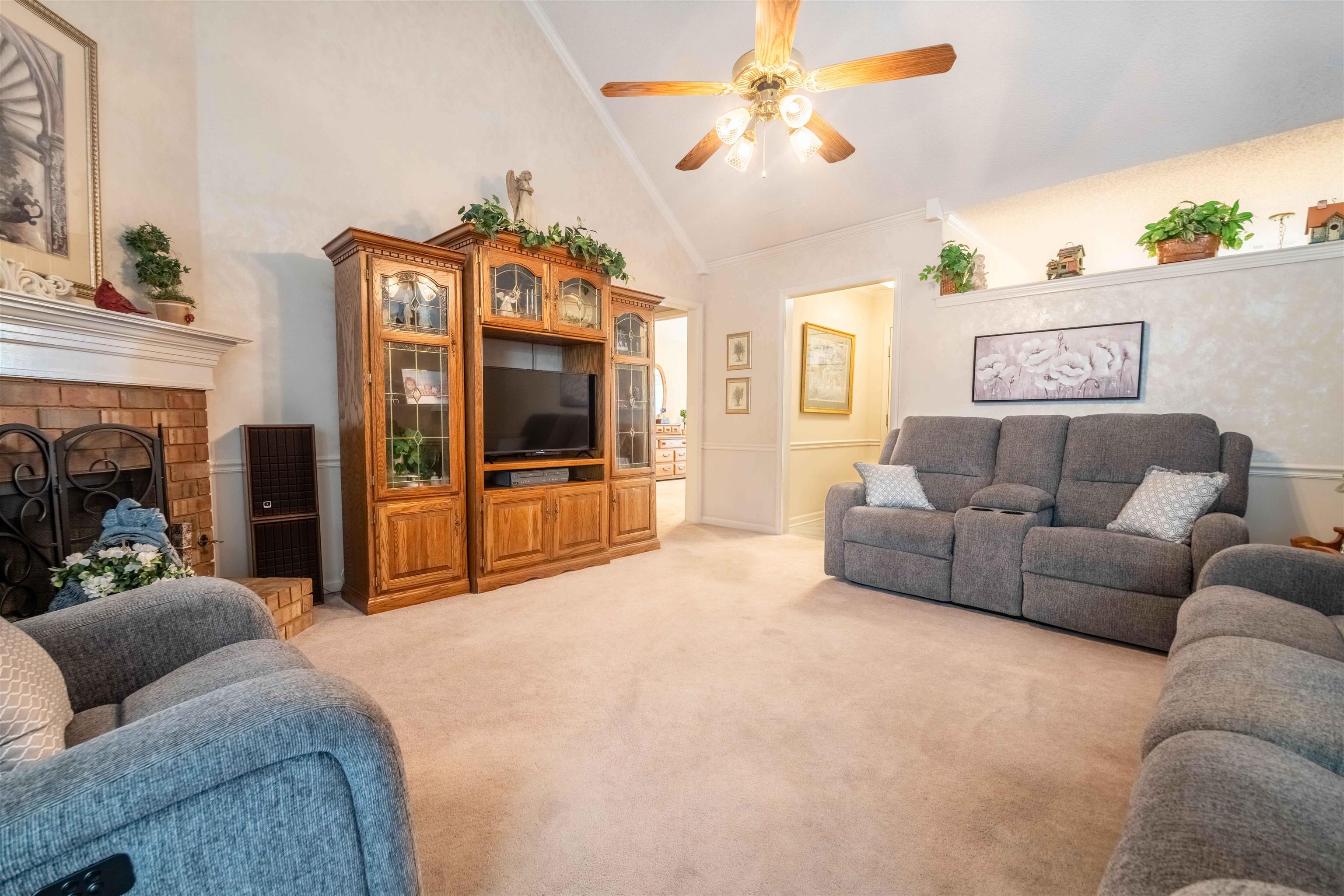 6558 LAUREL BLUFF CT