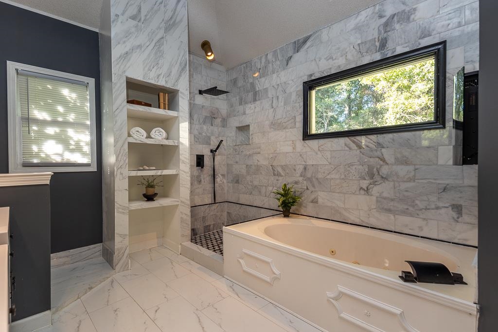 8294 GROVE CREEK CV