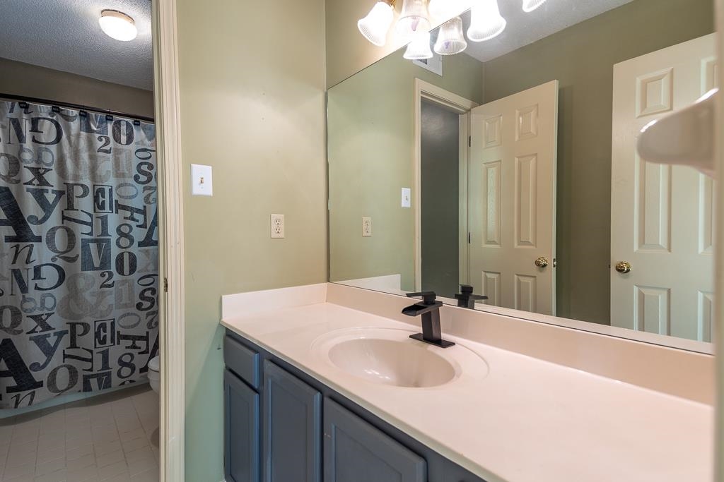 8294 GROVE CREEK CV