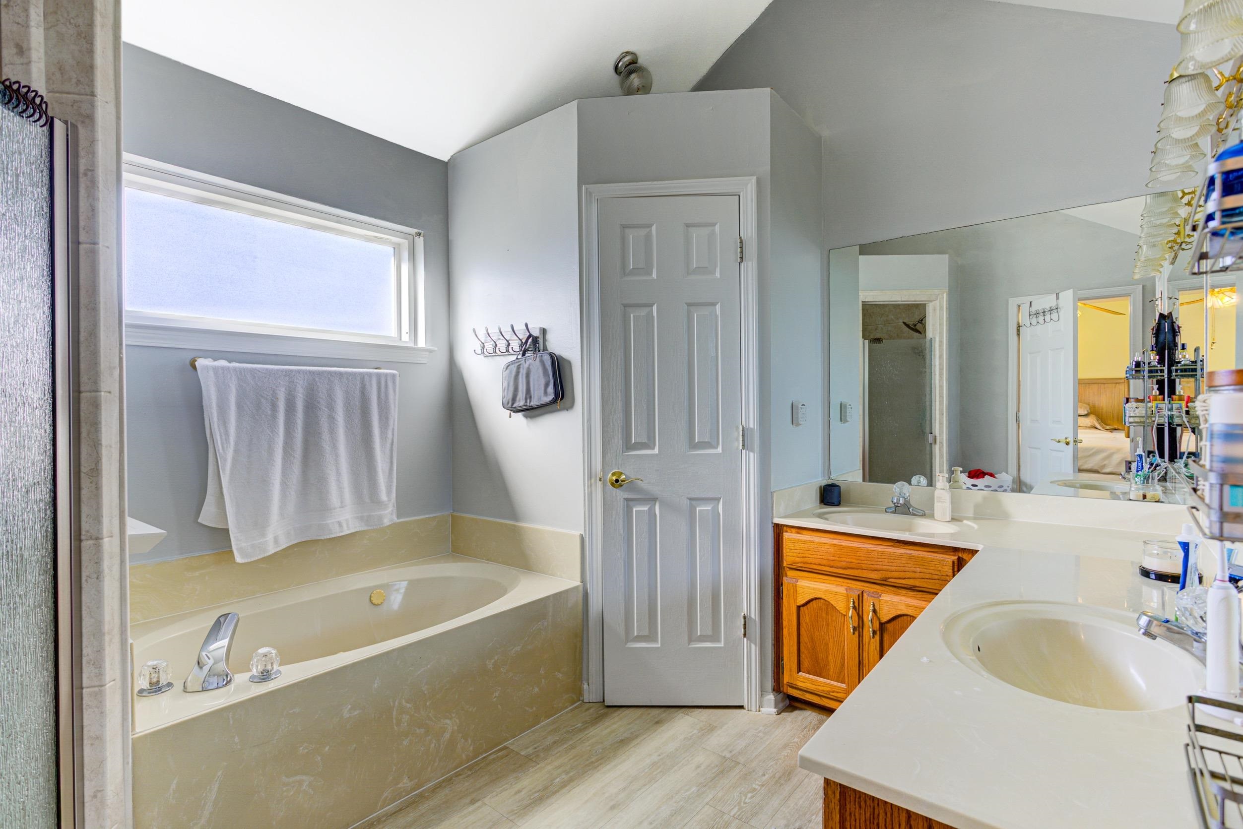 6699 SHADY RIDGE CV