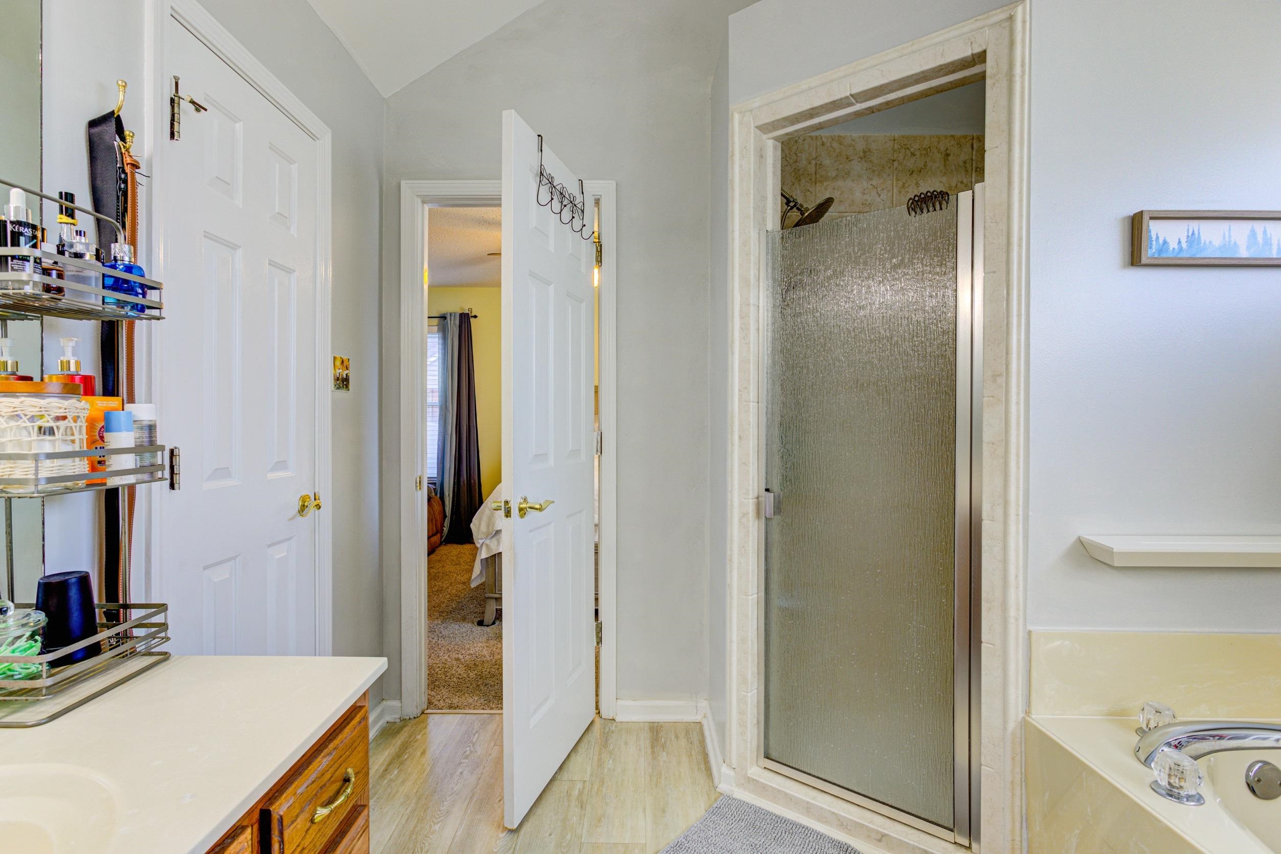 6699 SHADY RIDGE CV