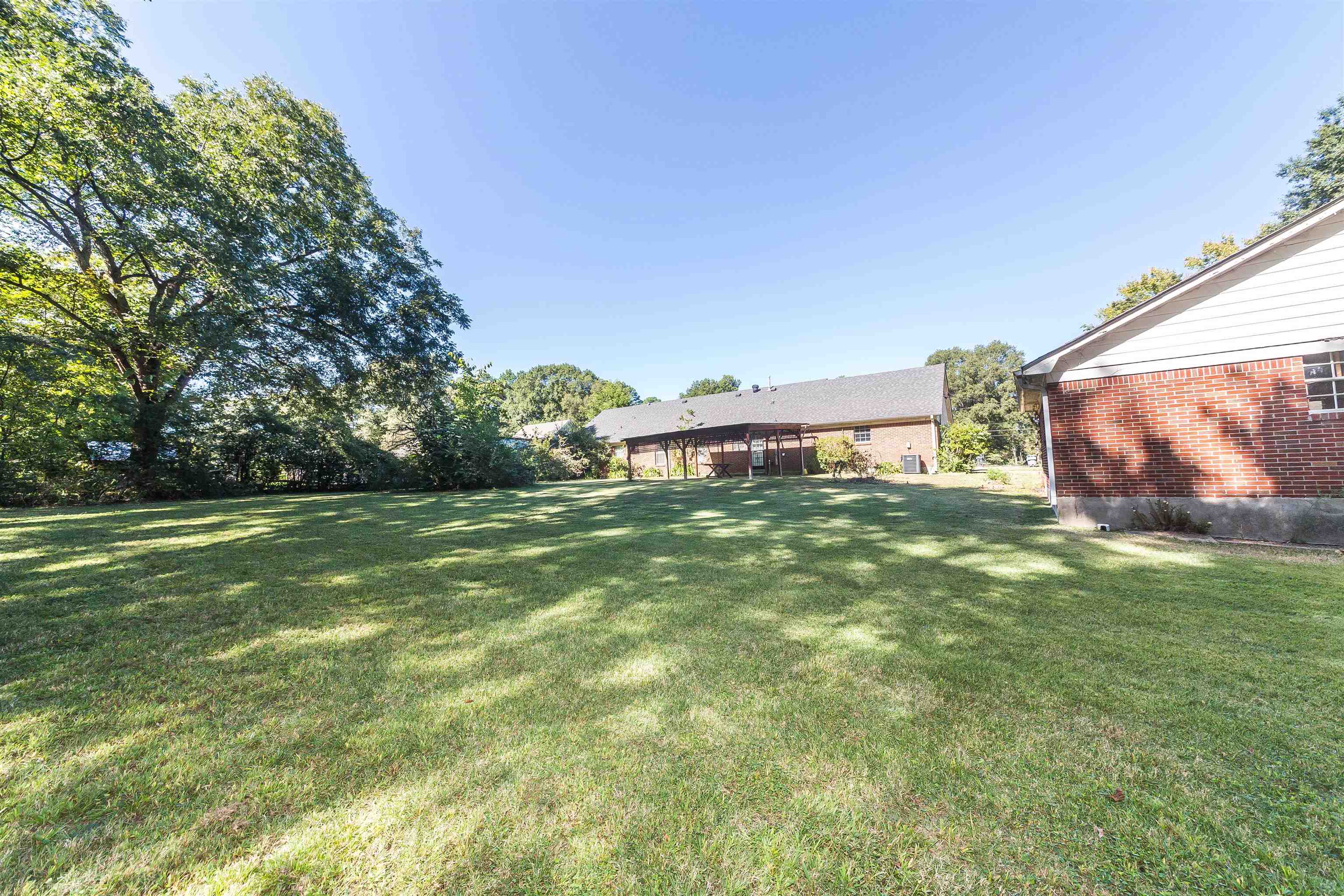 5583 CRESTVIEW RD