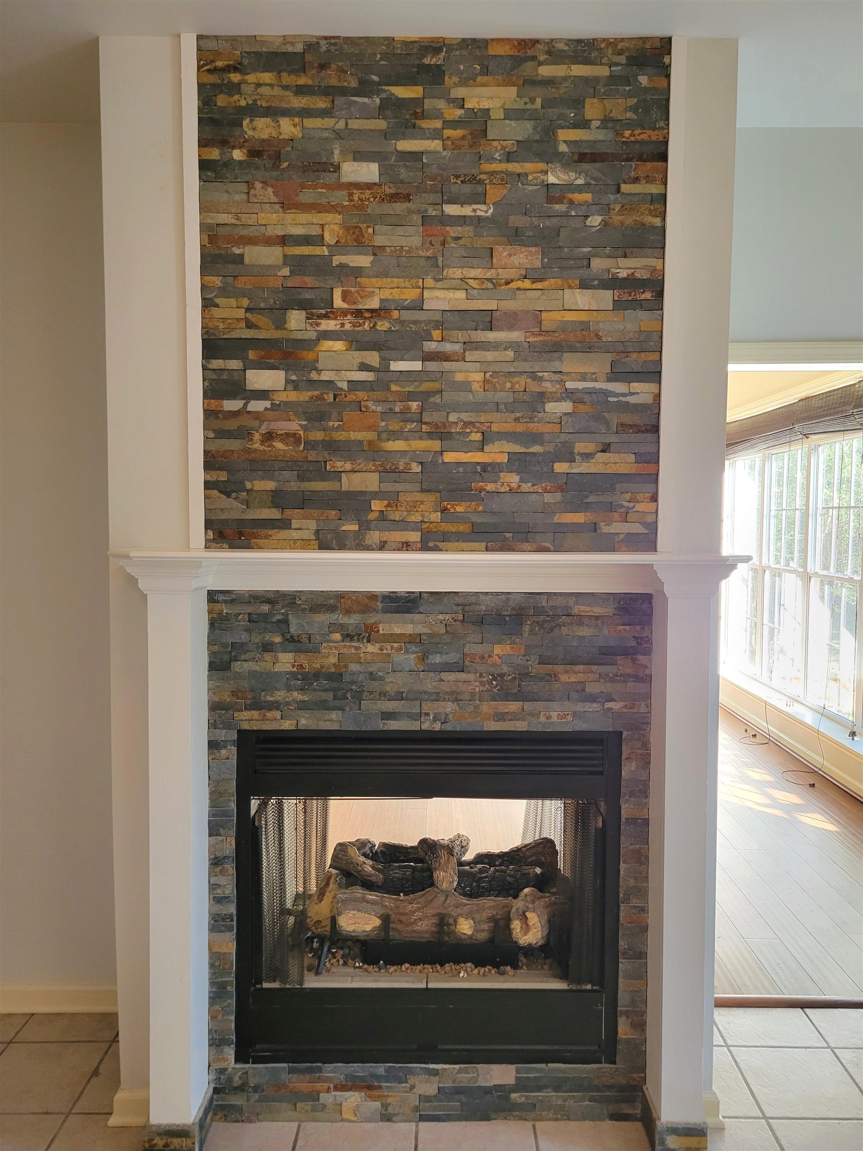 102 STROUD CIR