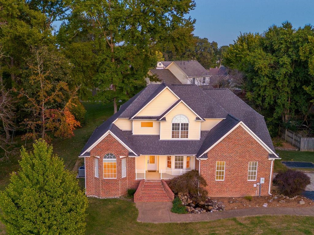 102 STROUD CIR