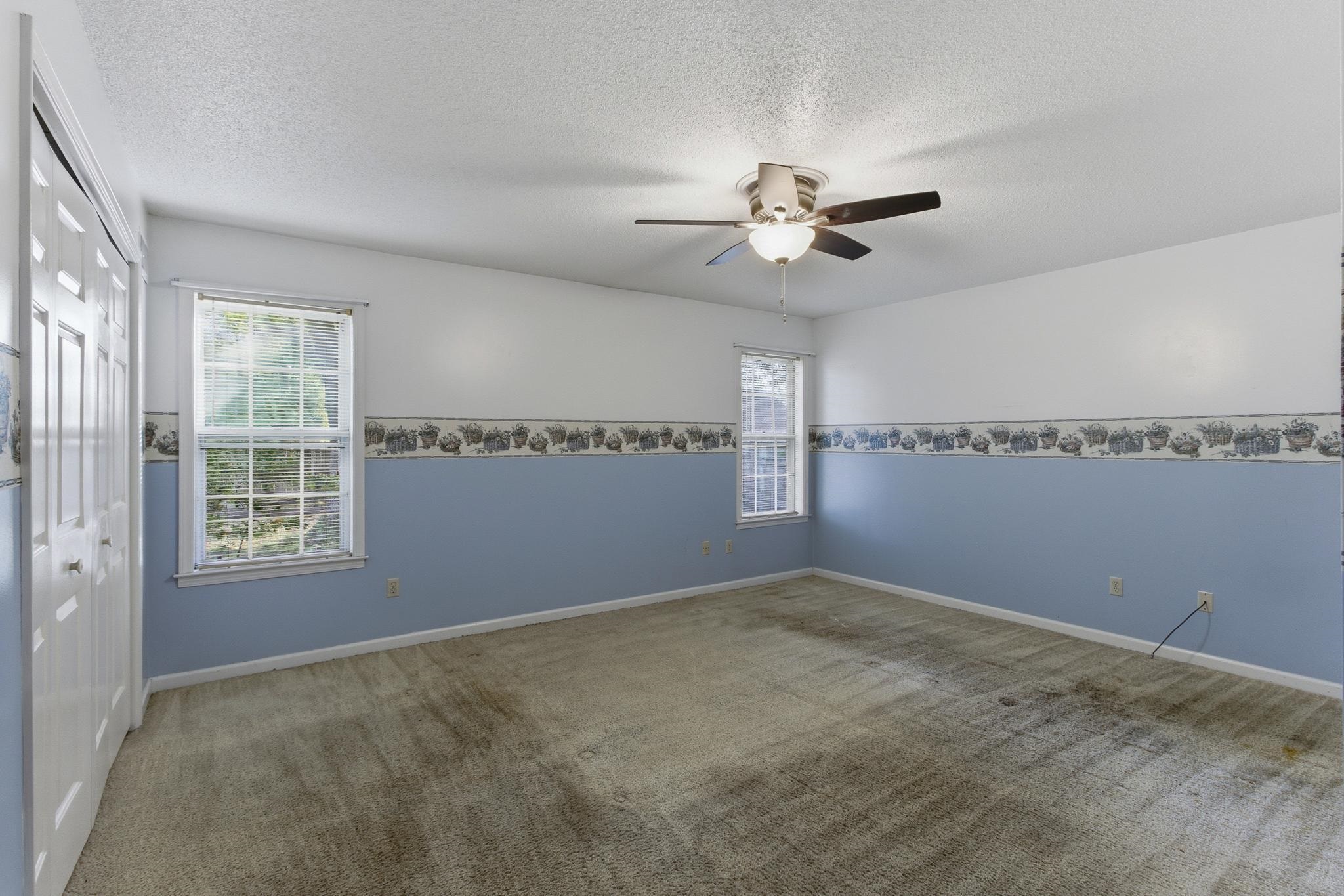 6975 ASHAWAY CV