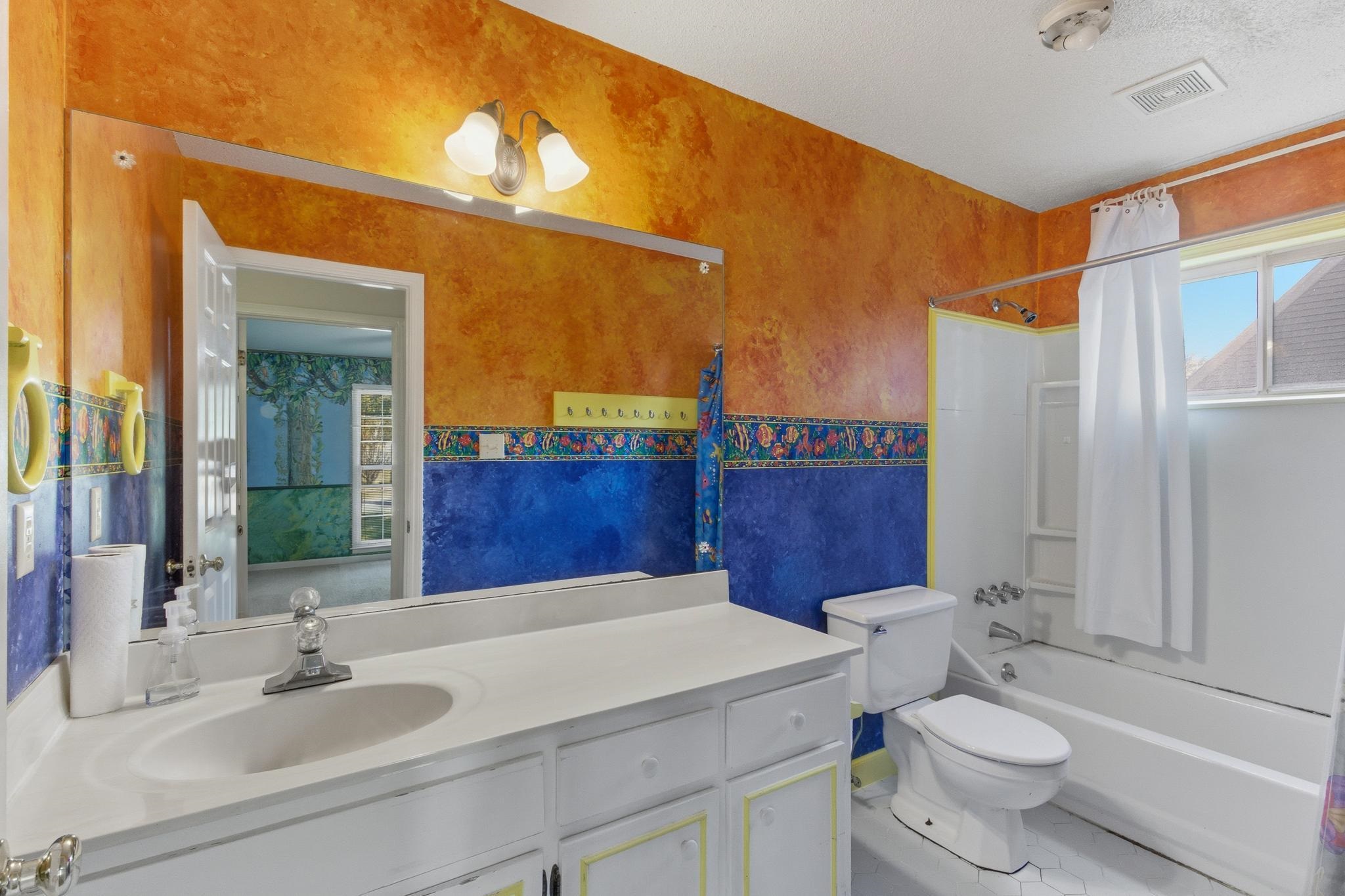 6975 ASHAWAY CV
