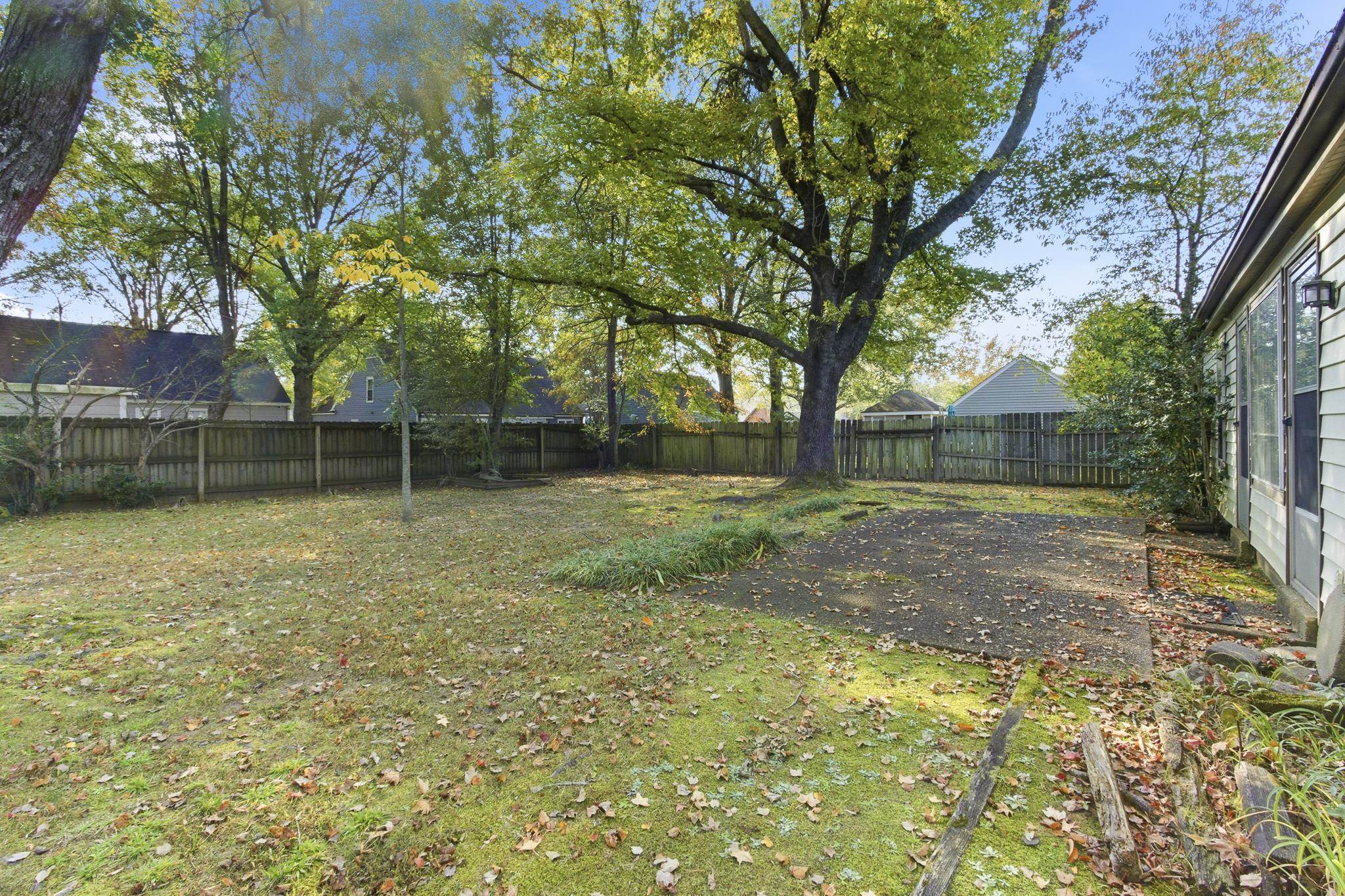 6975 ASHAWAY CV