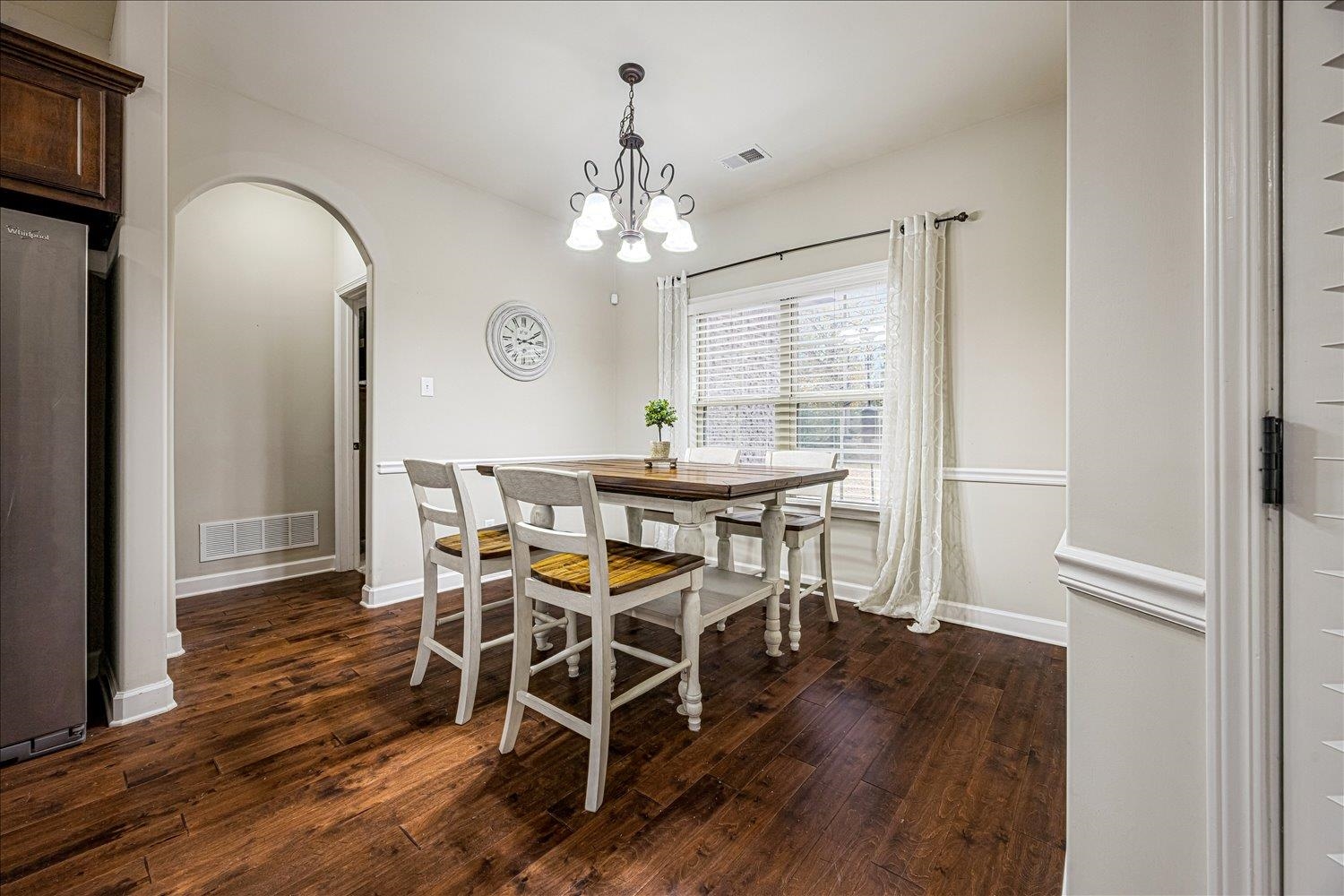 6240 CREEKSIDE LAKE DR