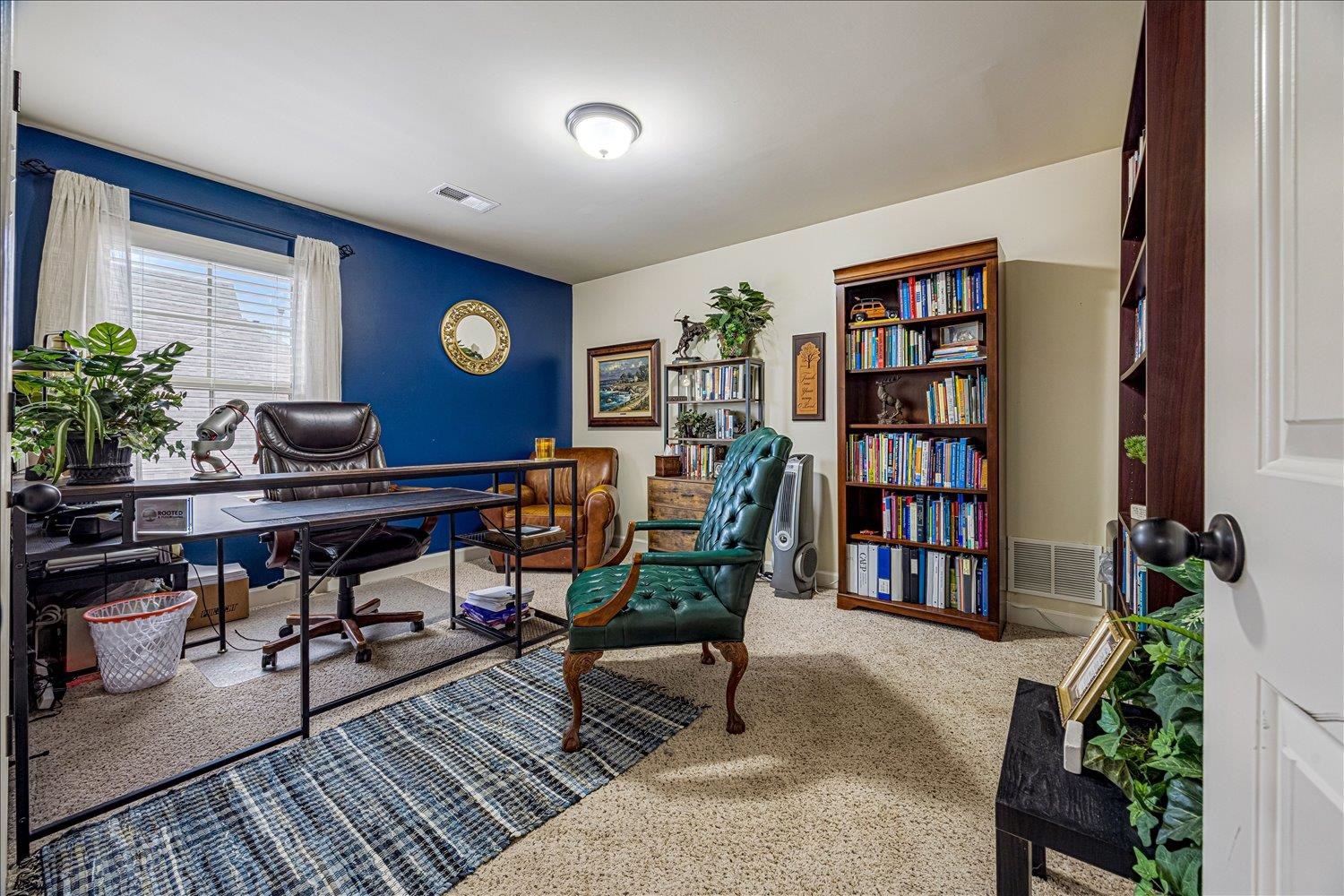 6240 CREEKSIDE LAKE DR