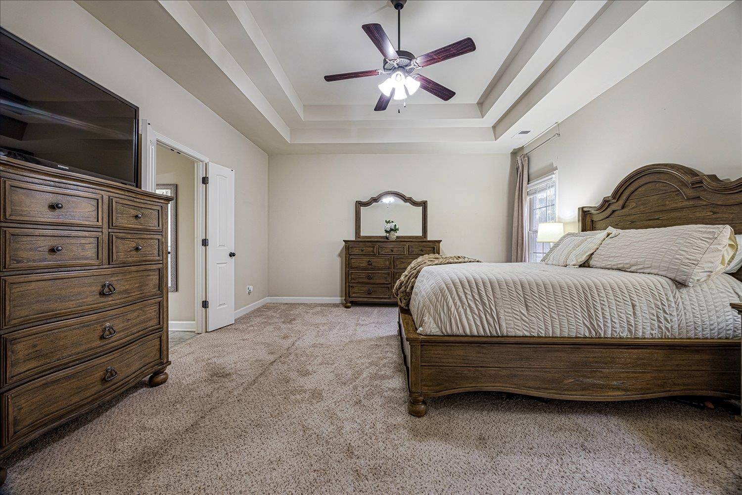 6240 CREEKSIDE LAKE DR