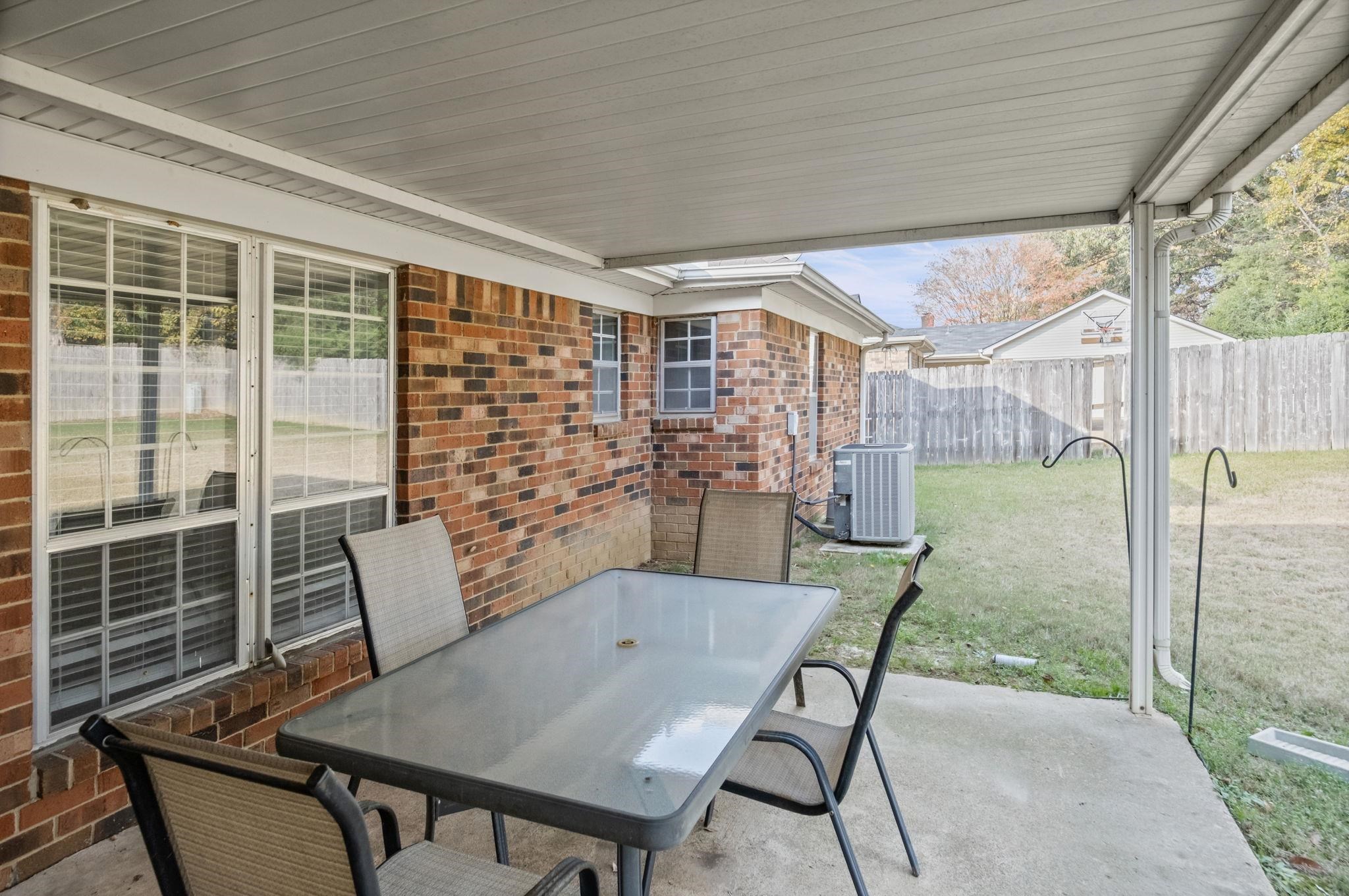 3556 EVENING LIGHT DR