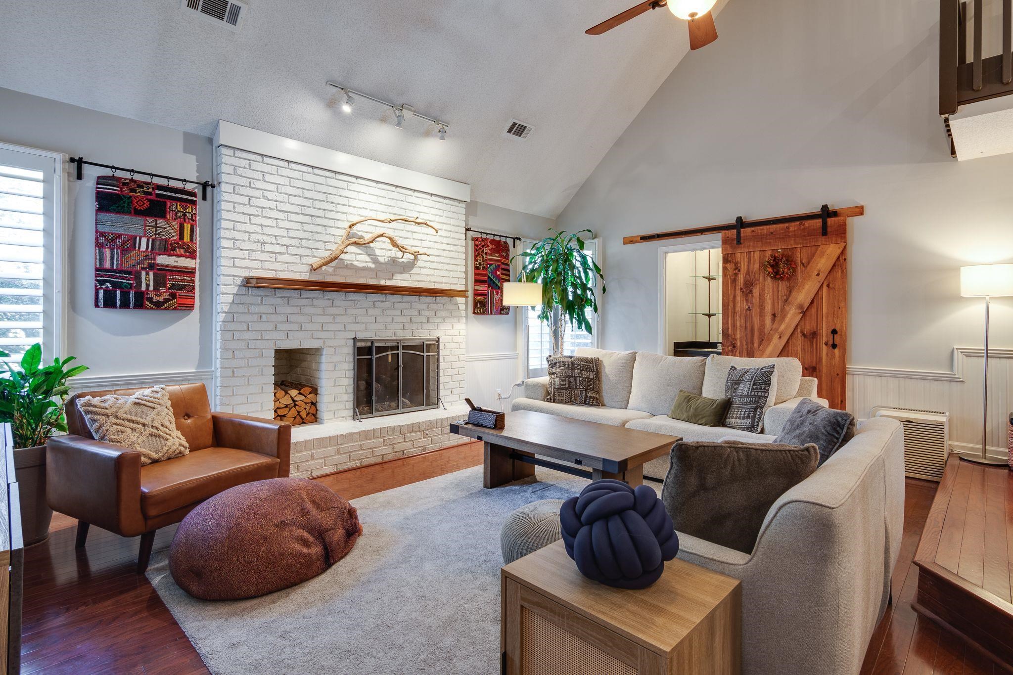 7701 OLD VILLAGE CV
