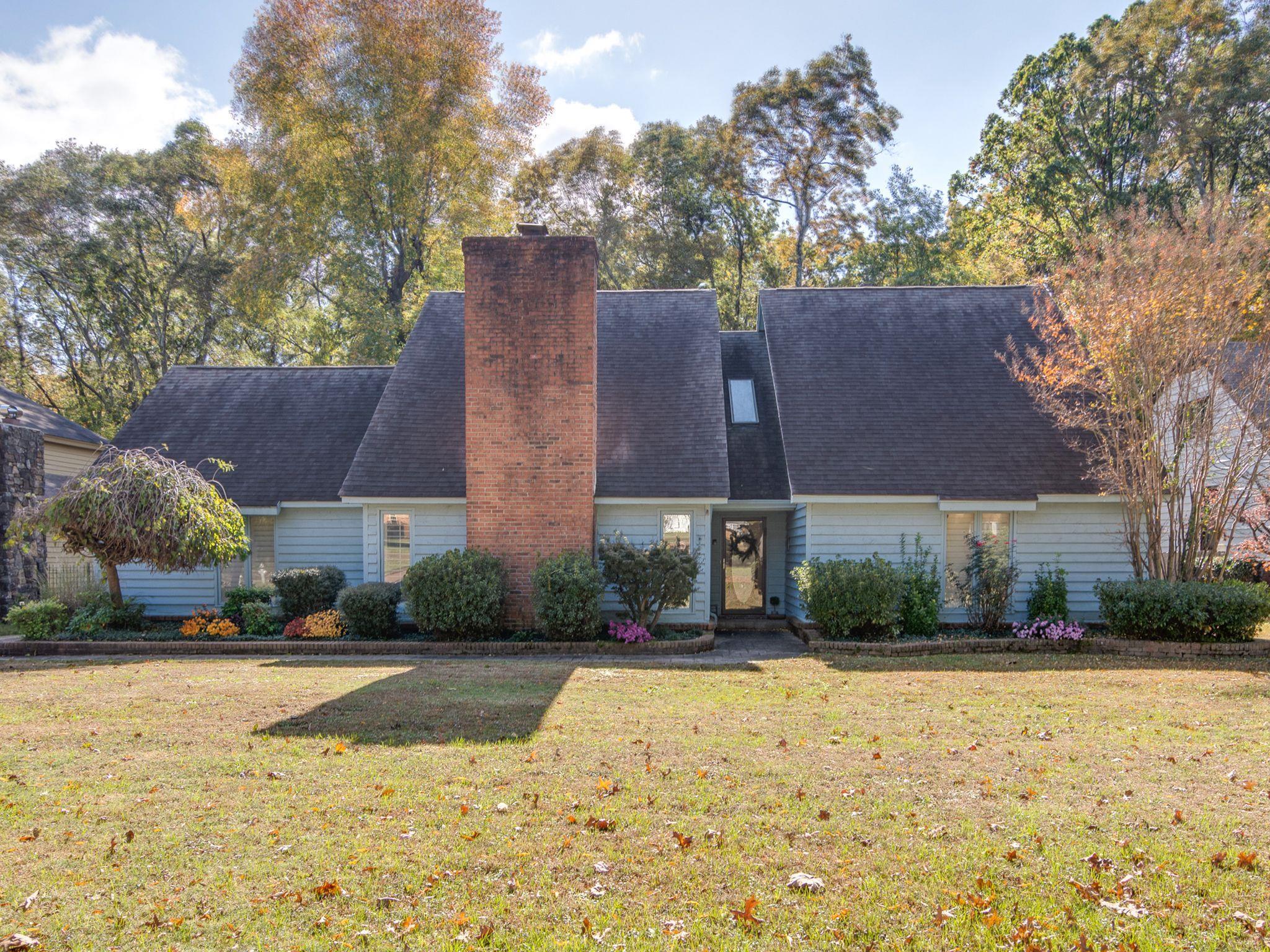 7701 OLD VILLAGE CV