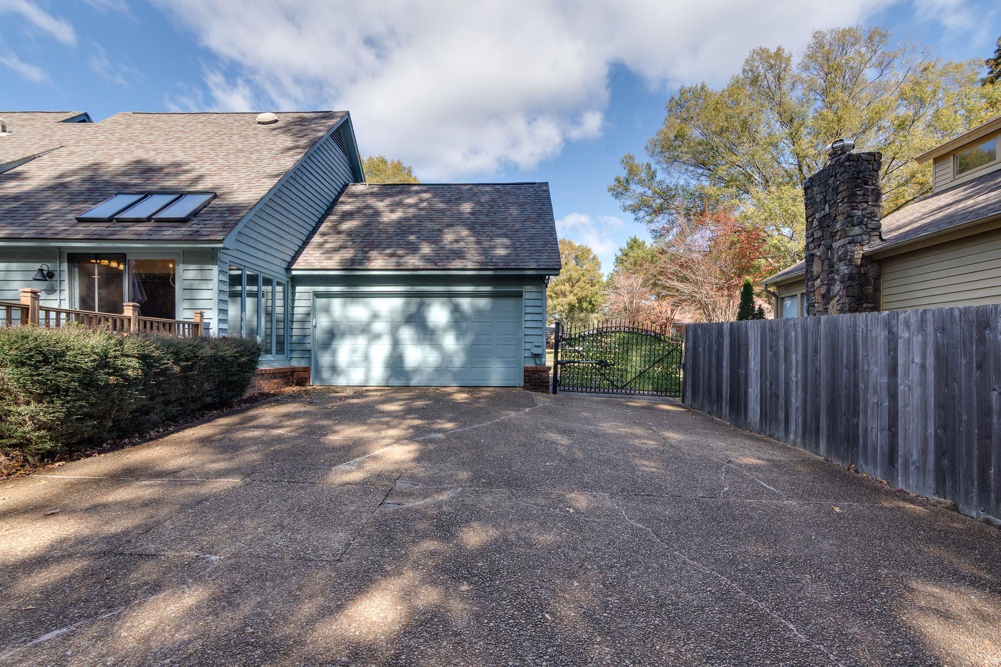 7701 OLD VILLAGE CV