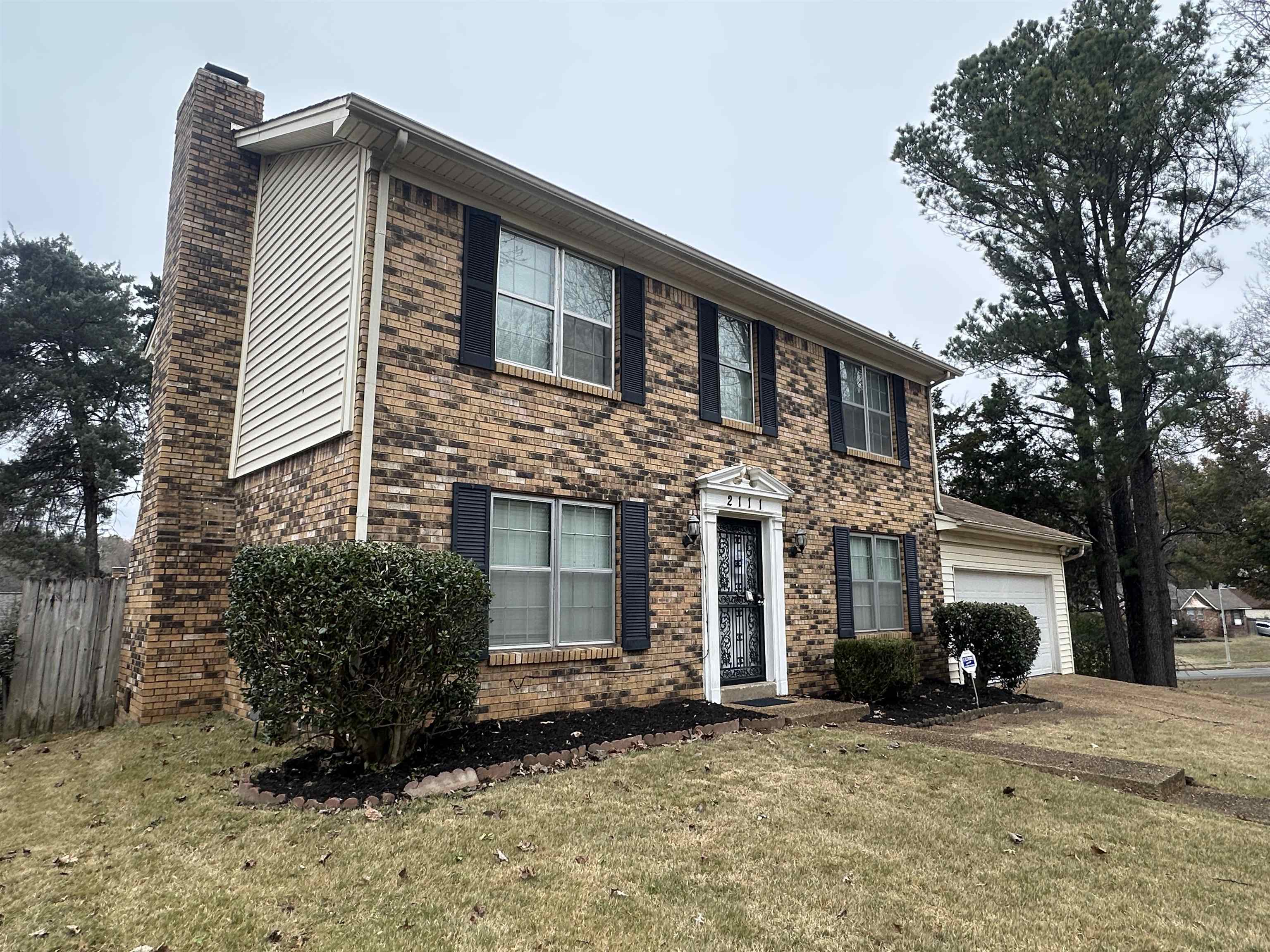 2111 ROCK RIDGE RD