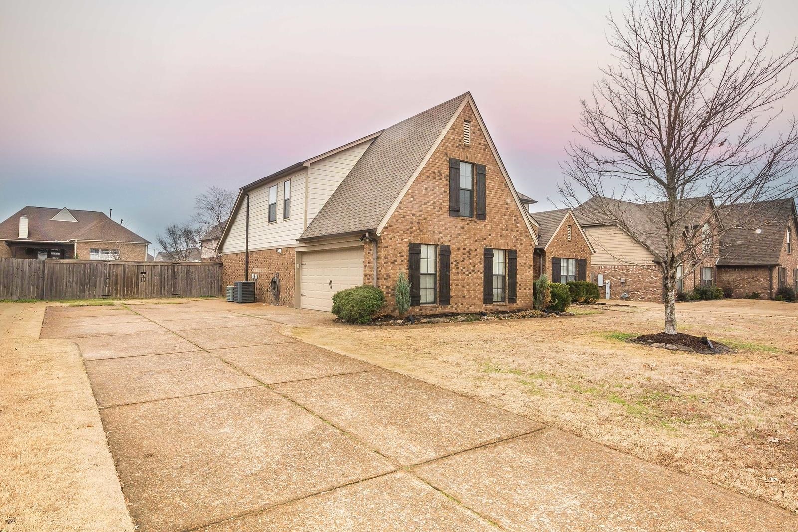6371 MILTON WILSON BLVD