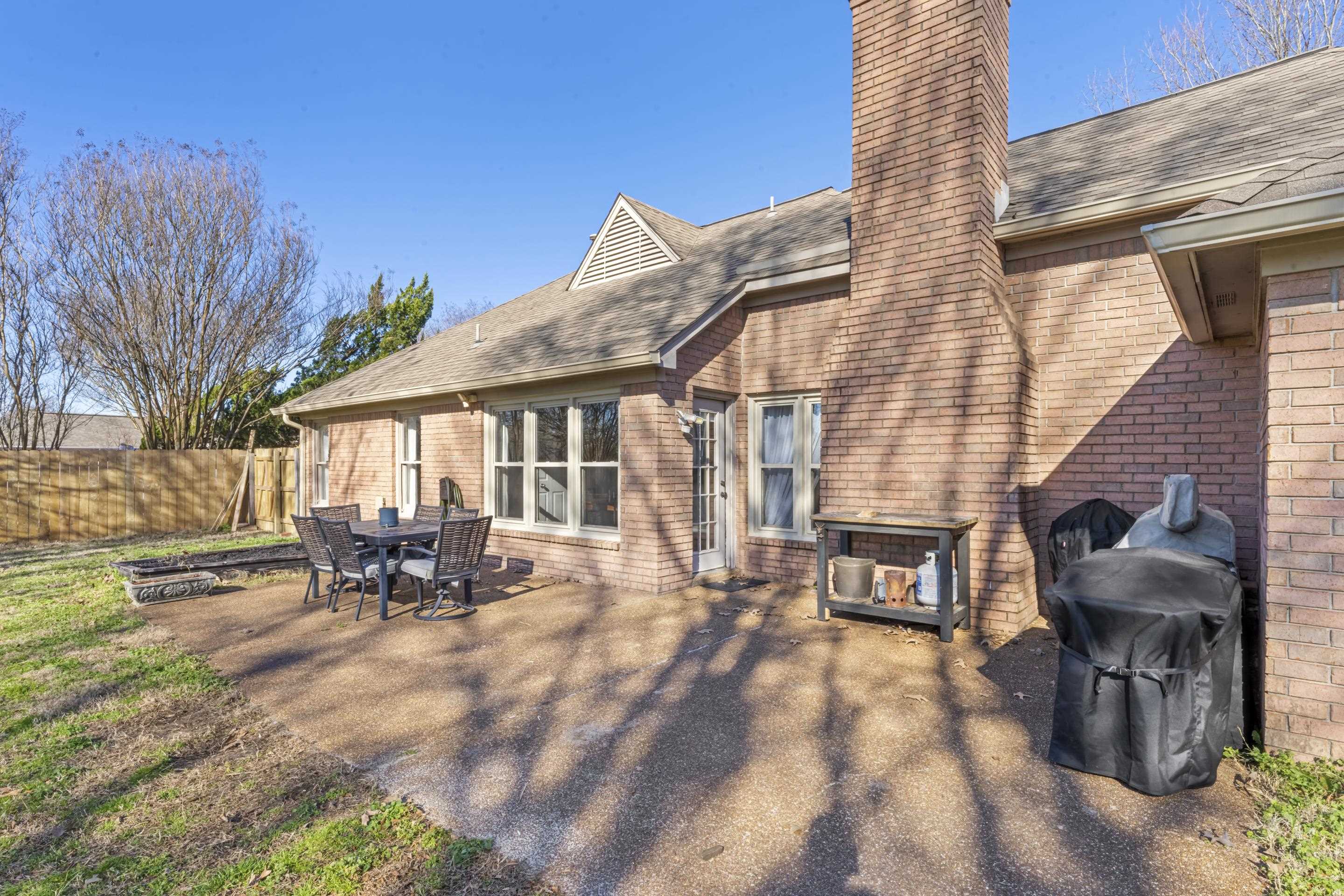 8655 LEAF MANOR CV