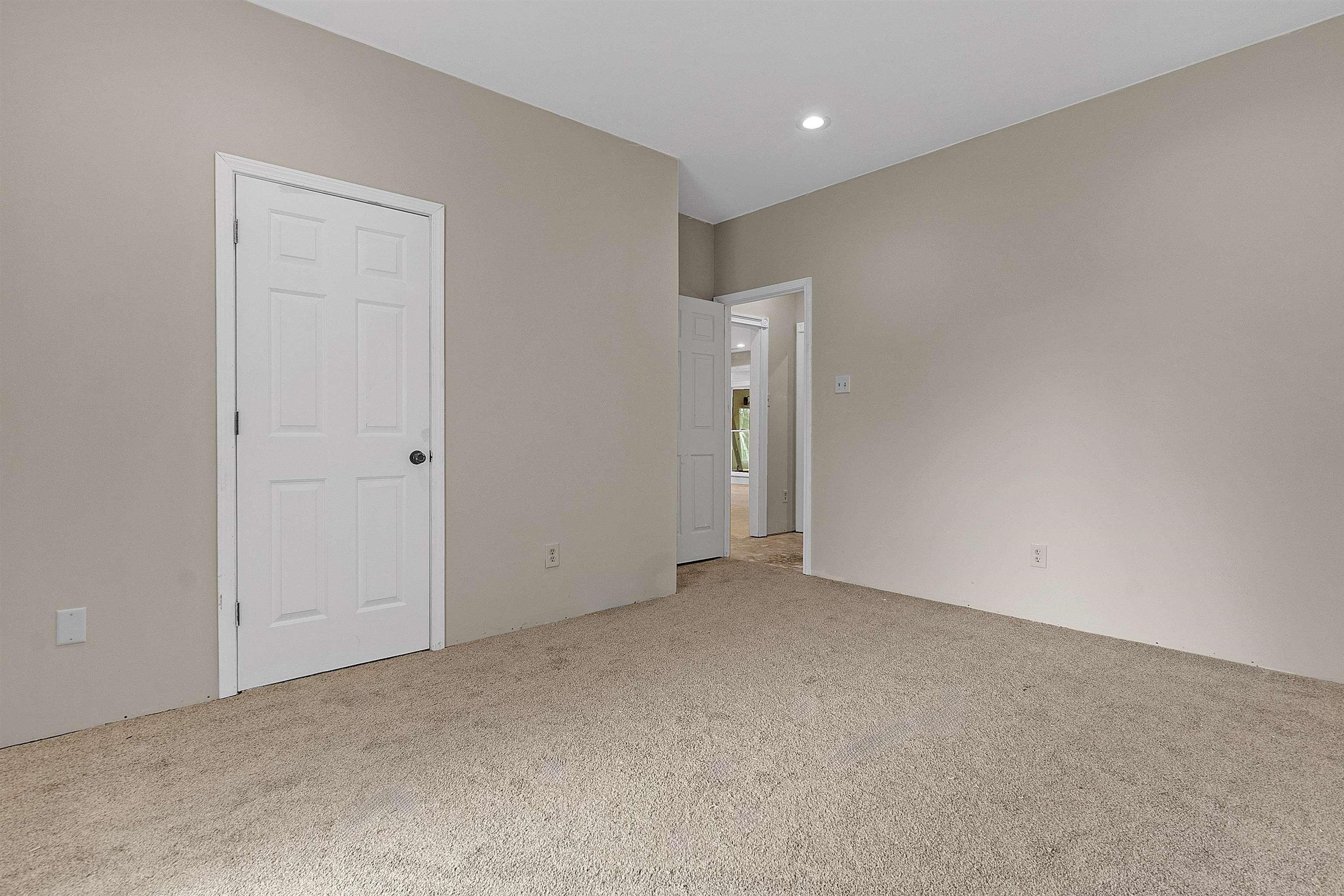 12420 FOX LAIR DR