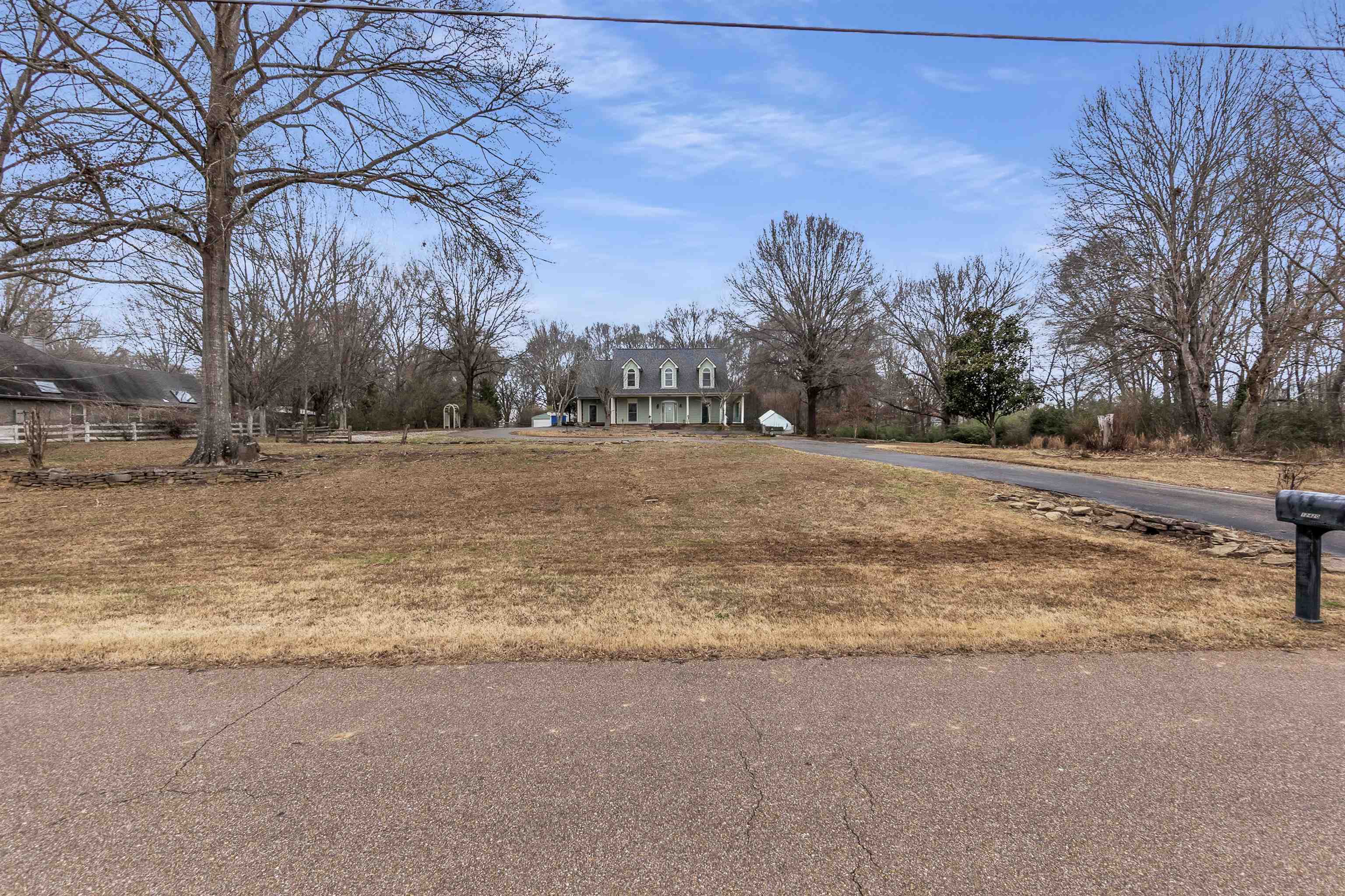 12420 FOX LAIR DR
