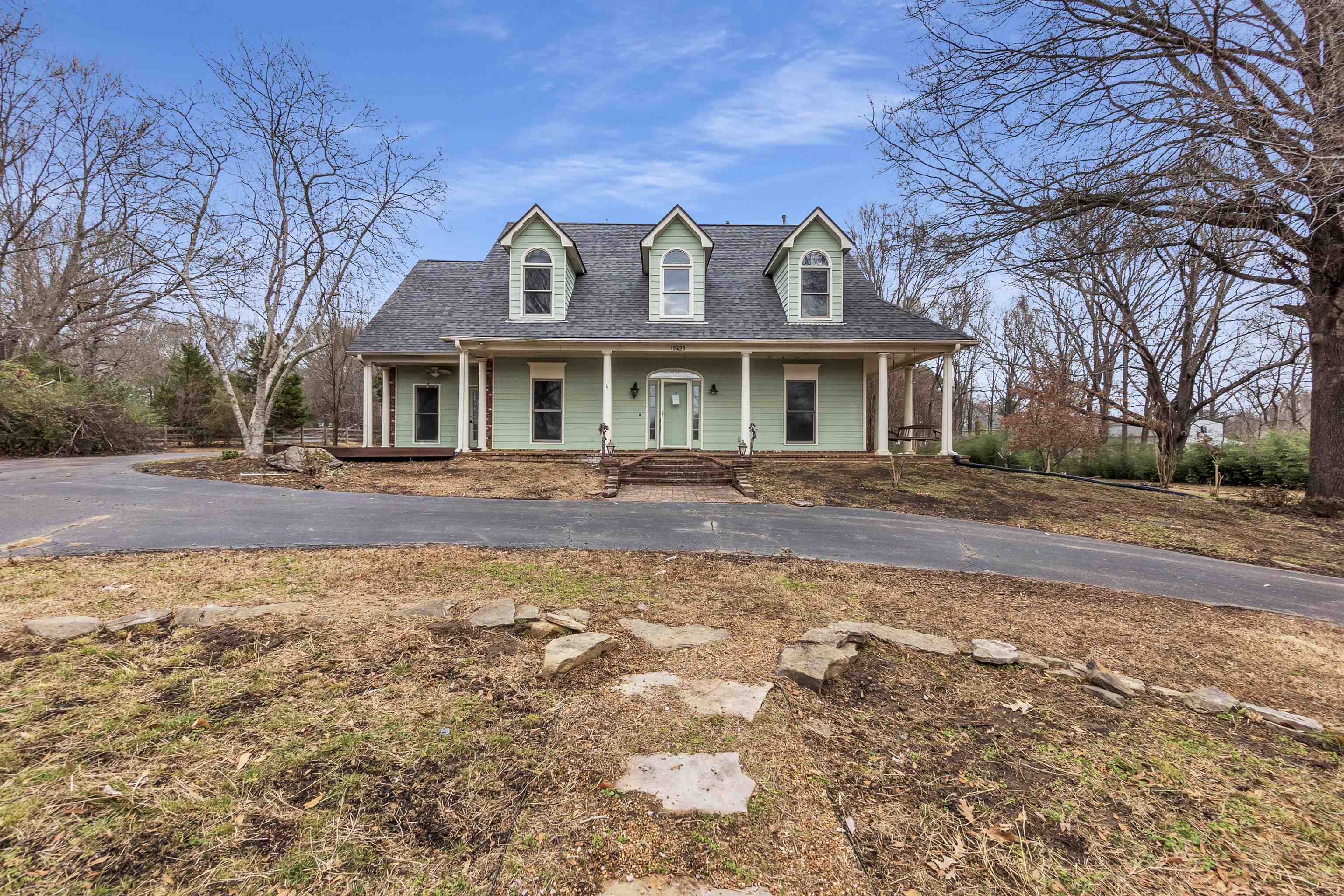 12420 FOX LAIR DR
