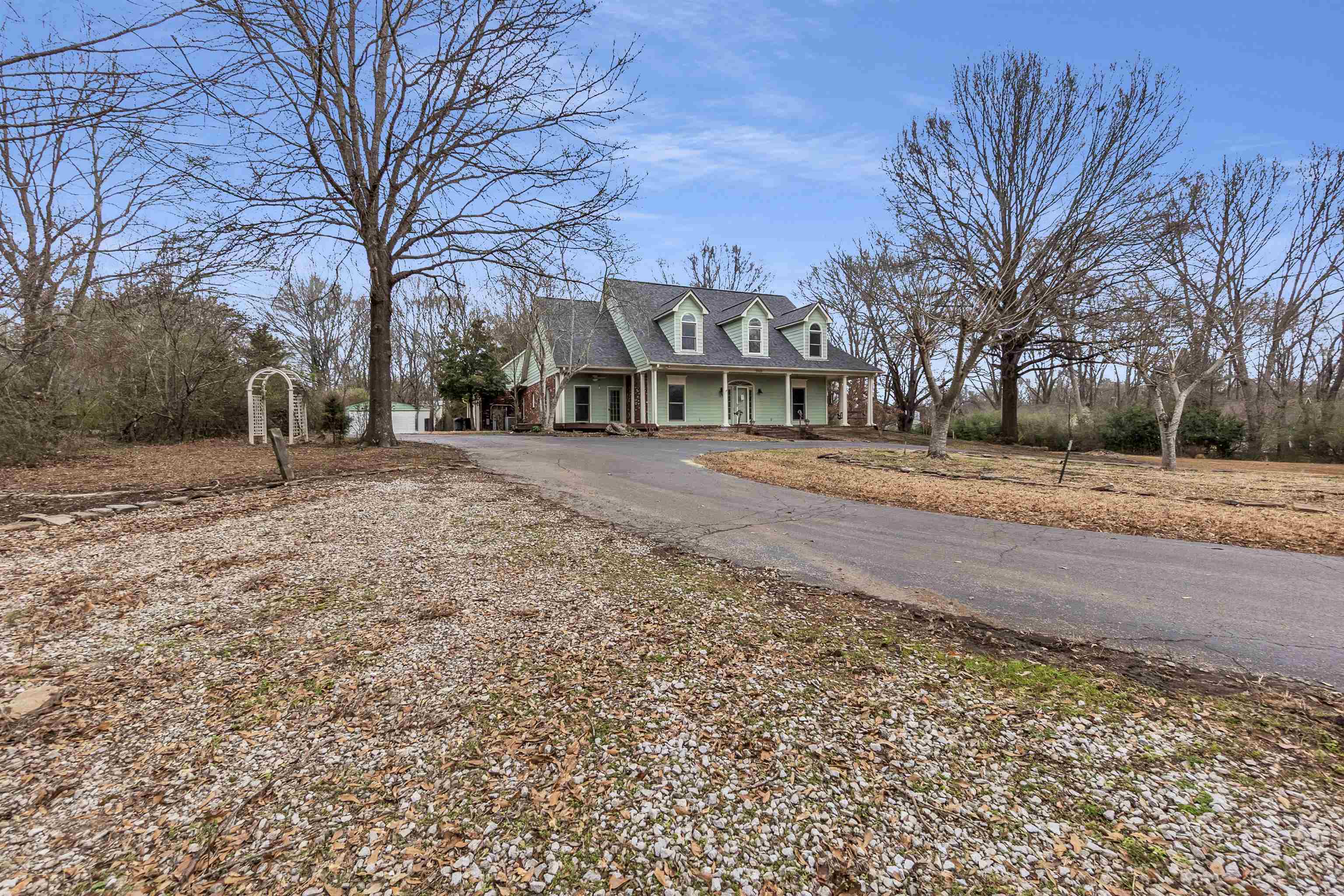 12420 FOX LAIR DR