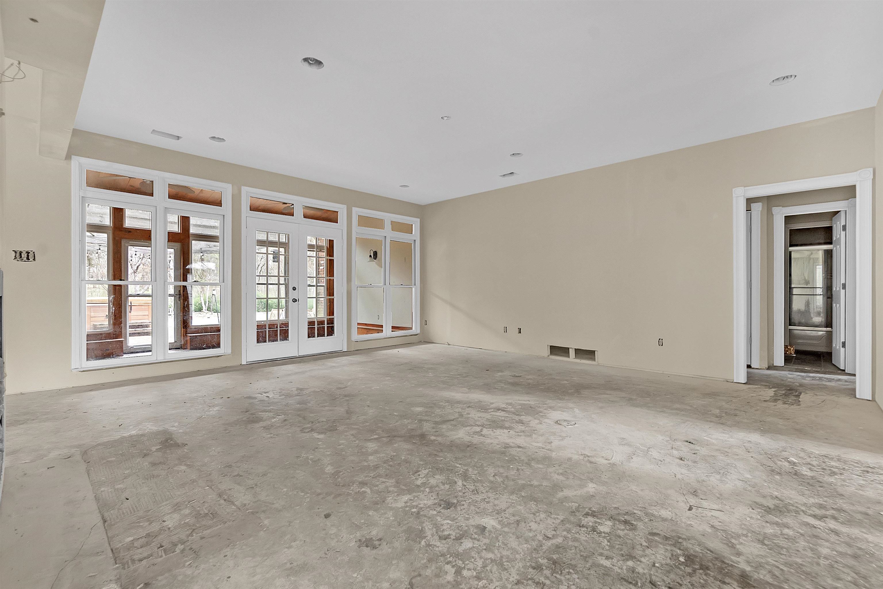 12420 FOX LAIR DR