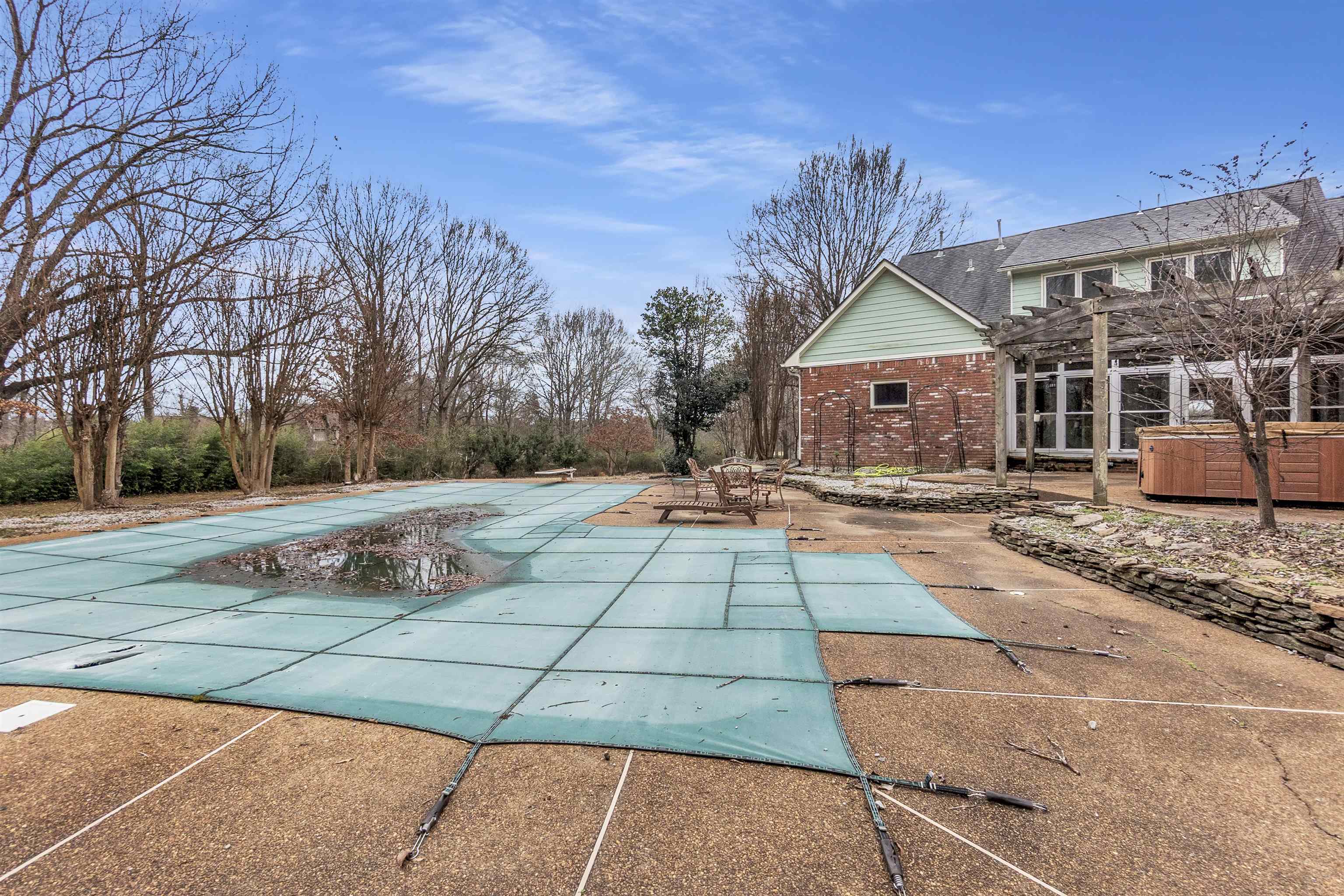 12420 FOX LAIR DR
