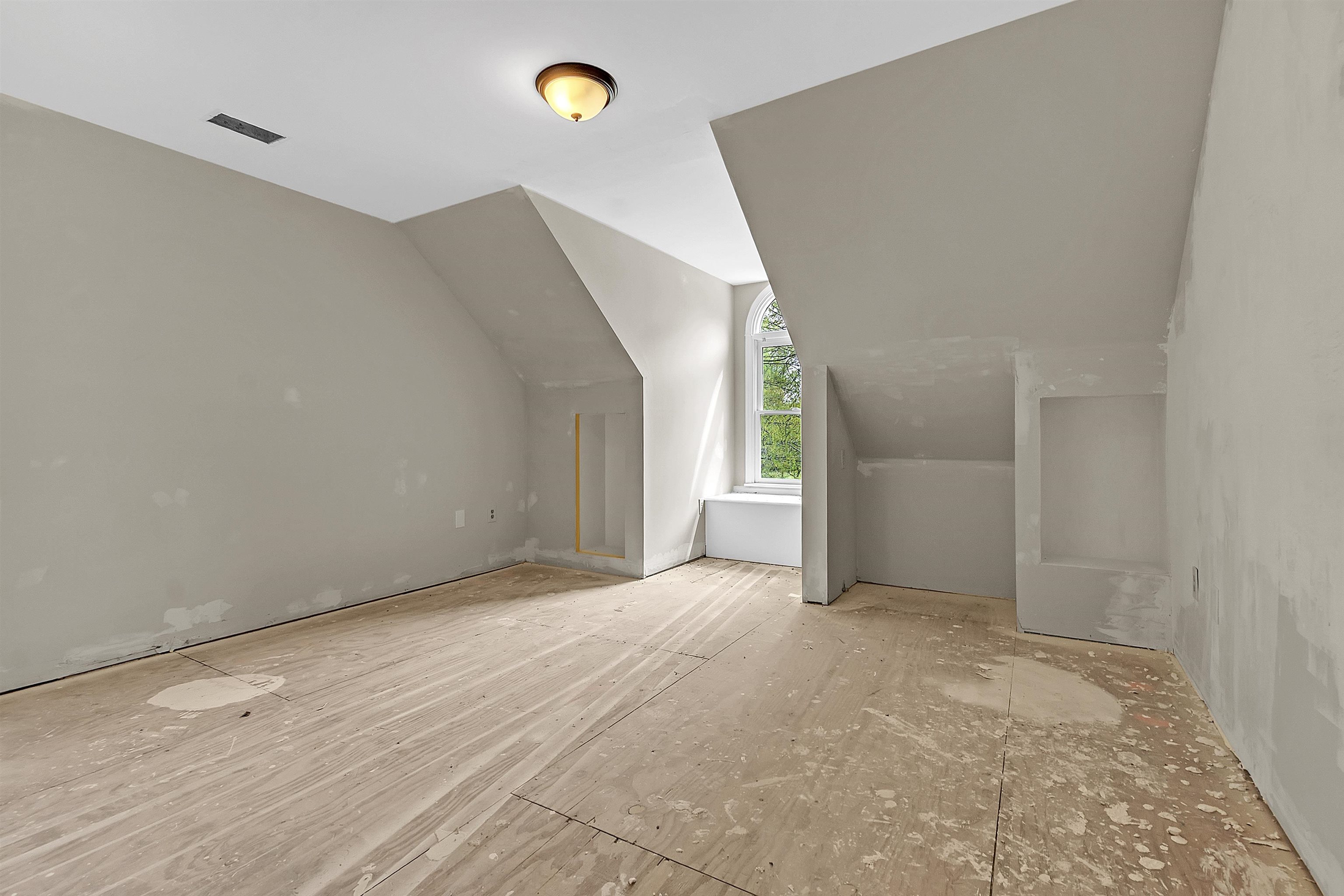 12420 FOX LAIR DR