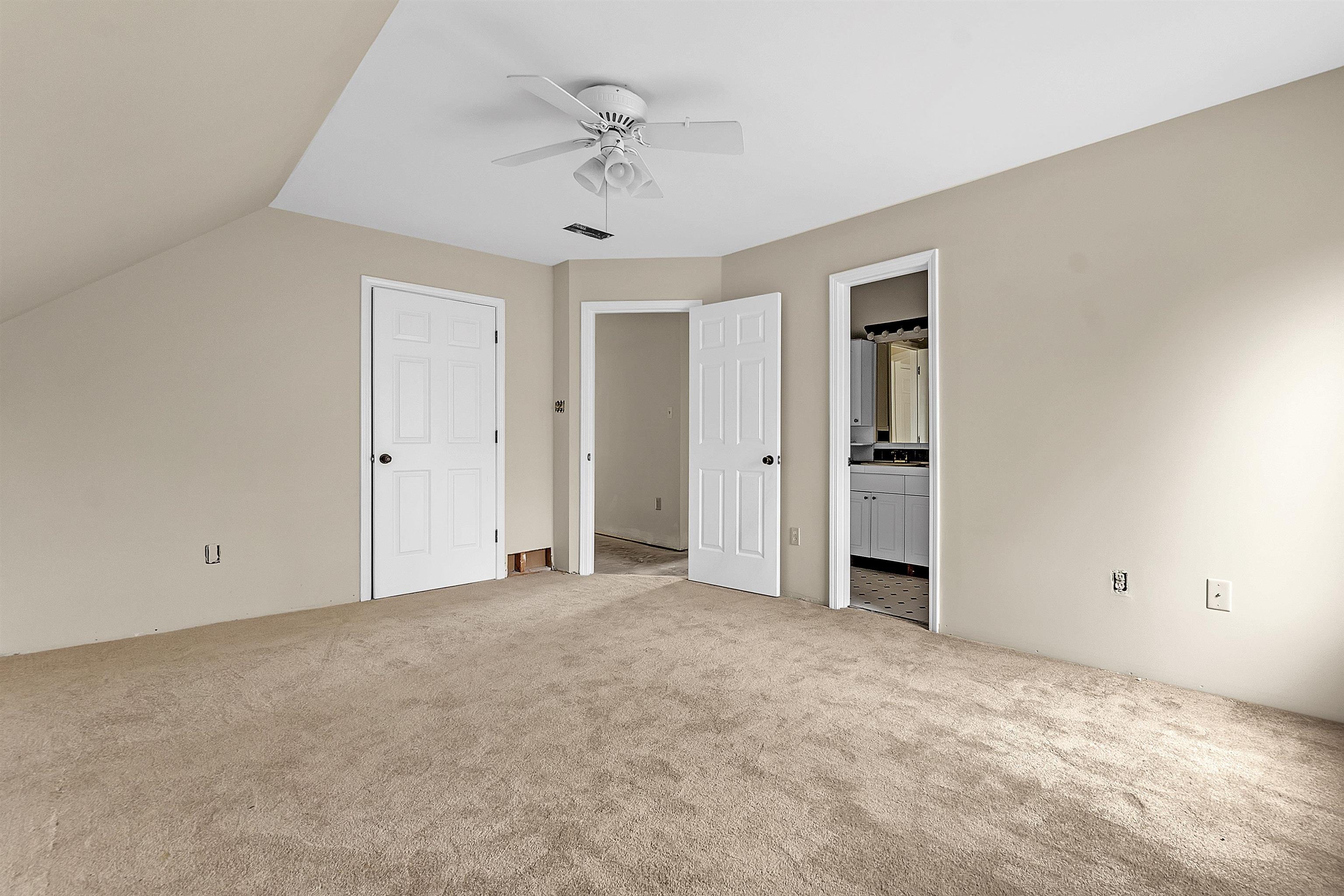 12420 FOX LAIR DR