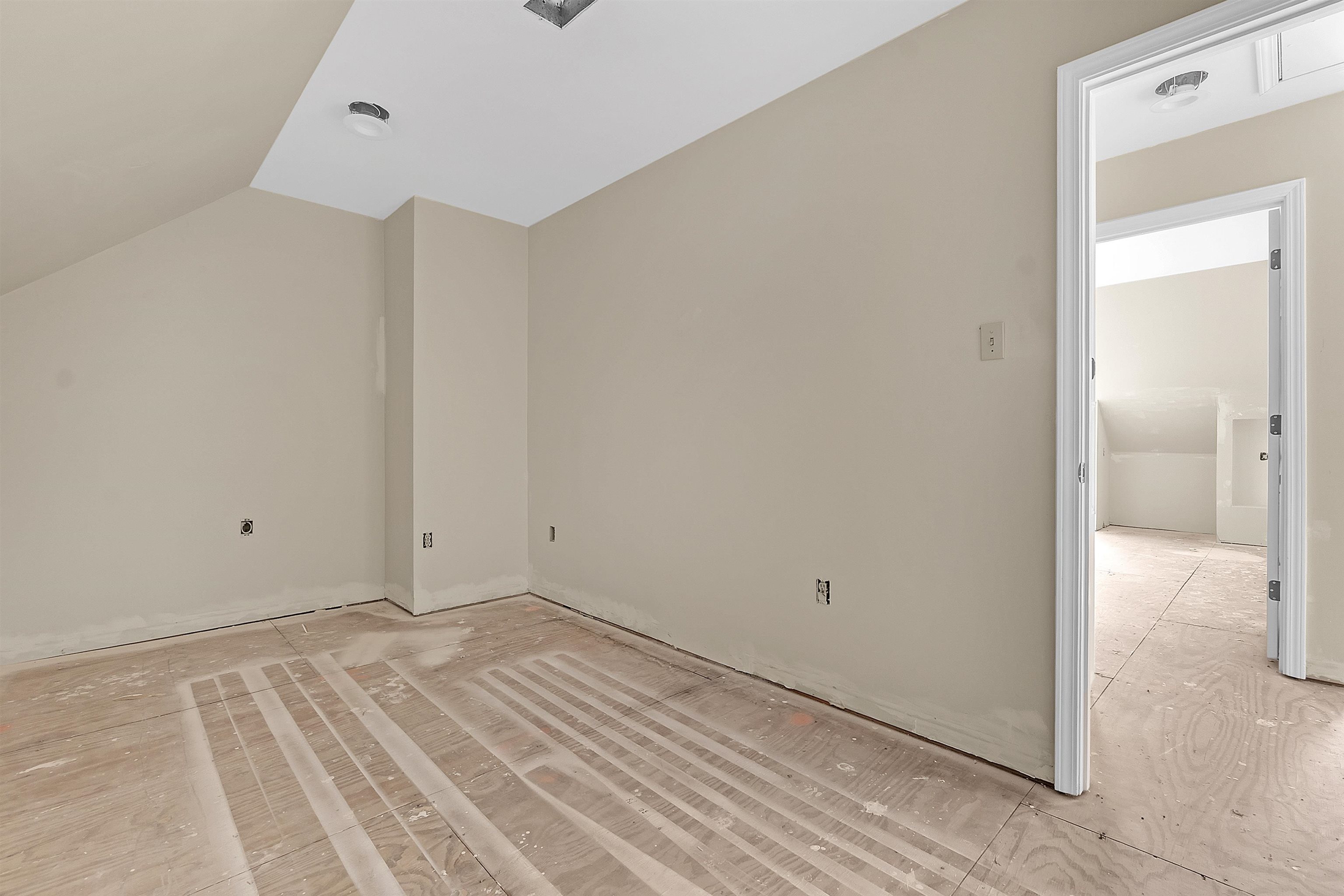 12420 FOX LAIR DR