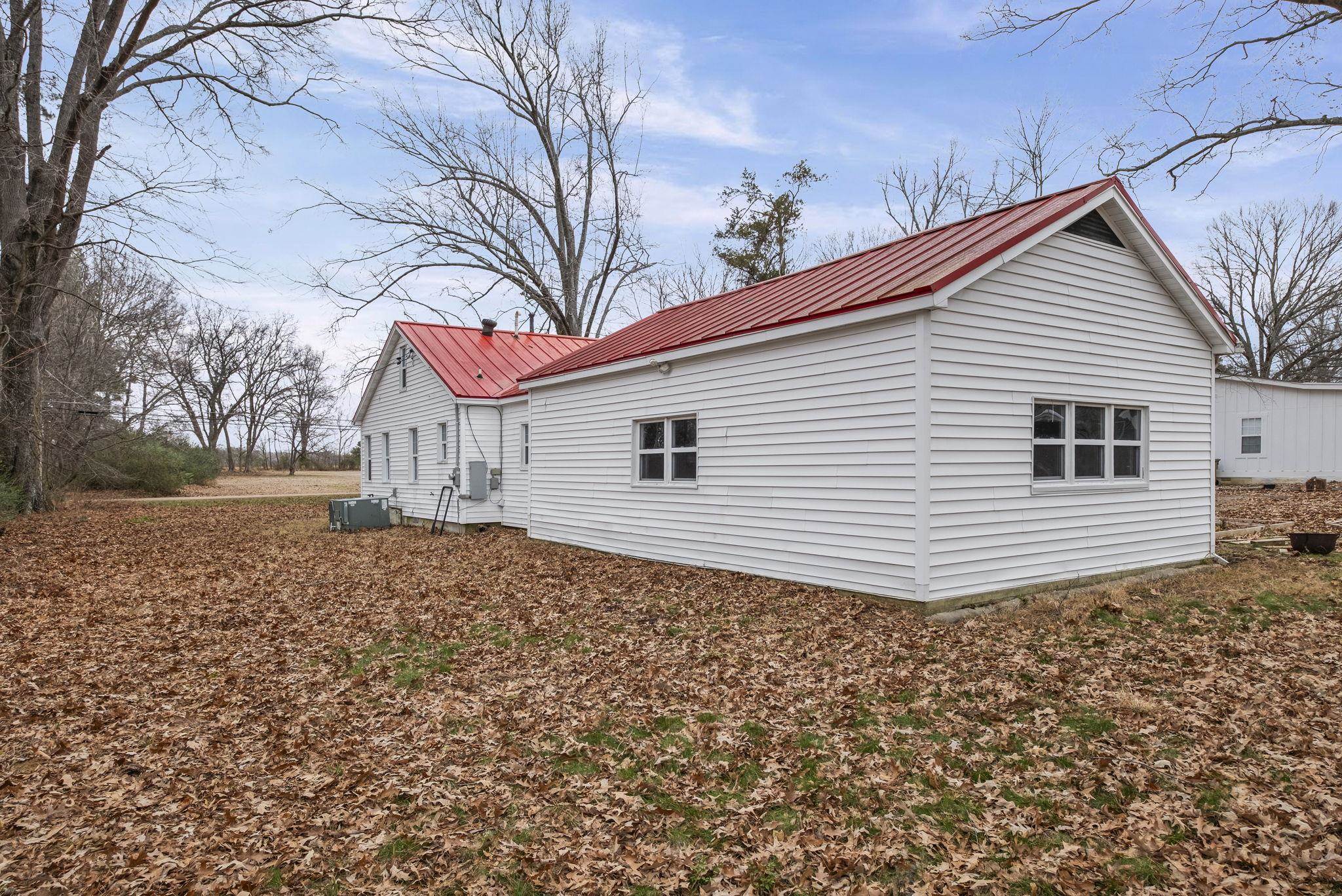 8583 KERRVILLE-ROSEMARK RD E