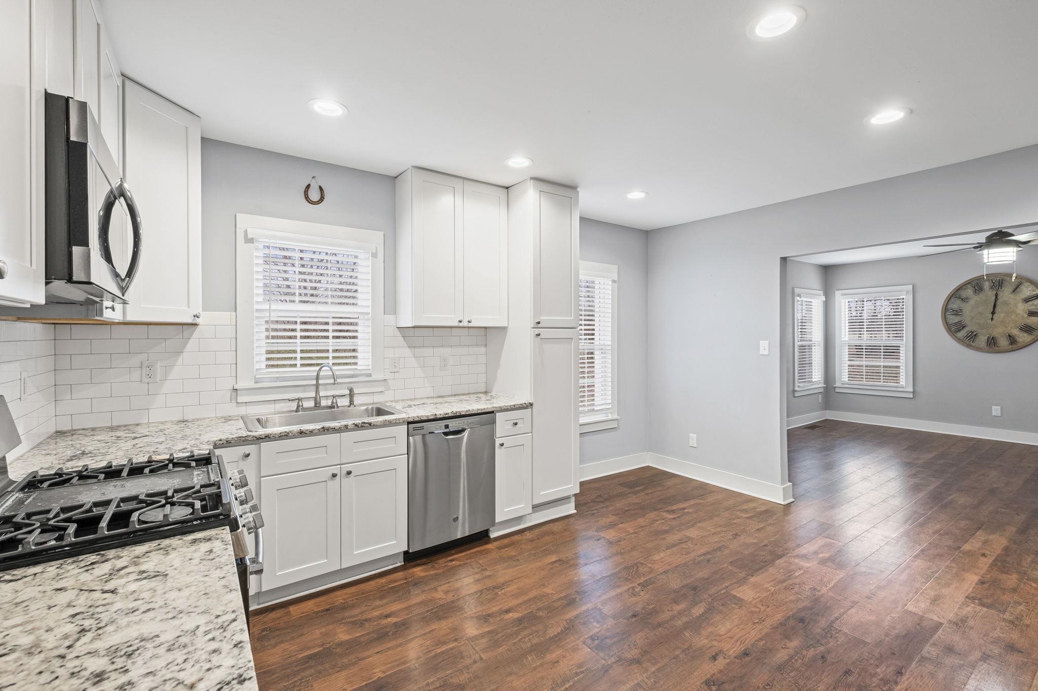 8583 KERRVILLE-ROSEMARK RD E