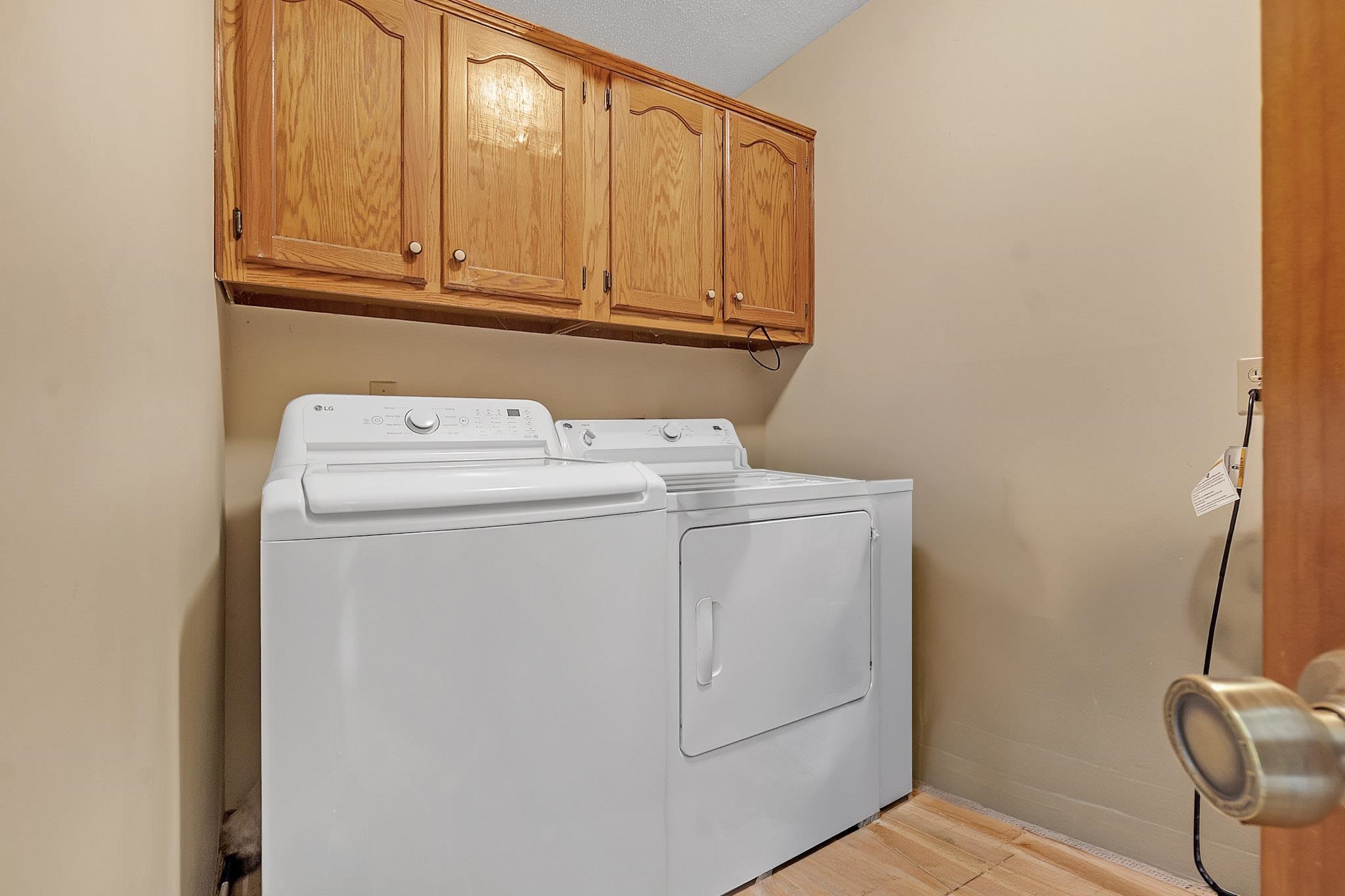 3247 PATRICIA ELLEN DR