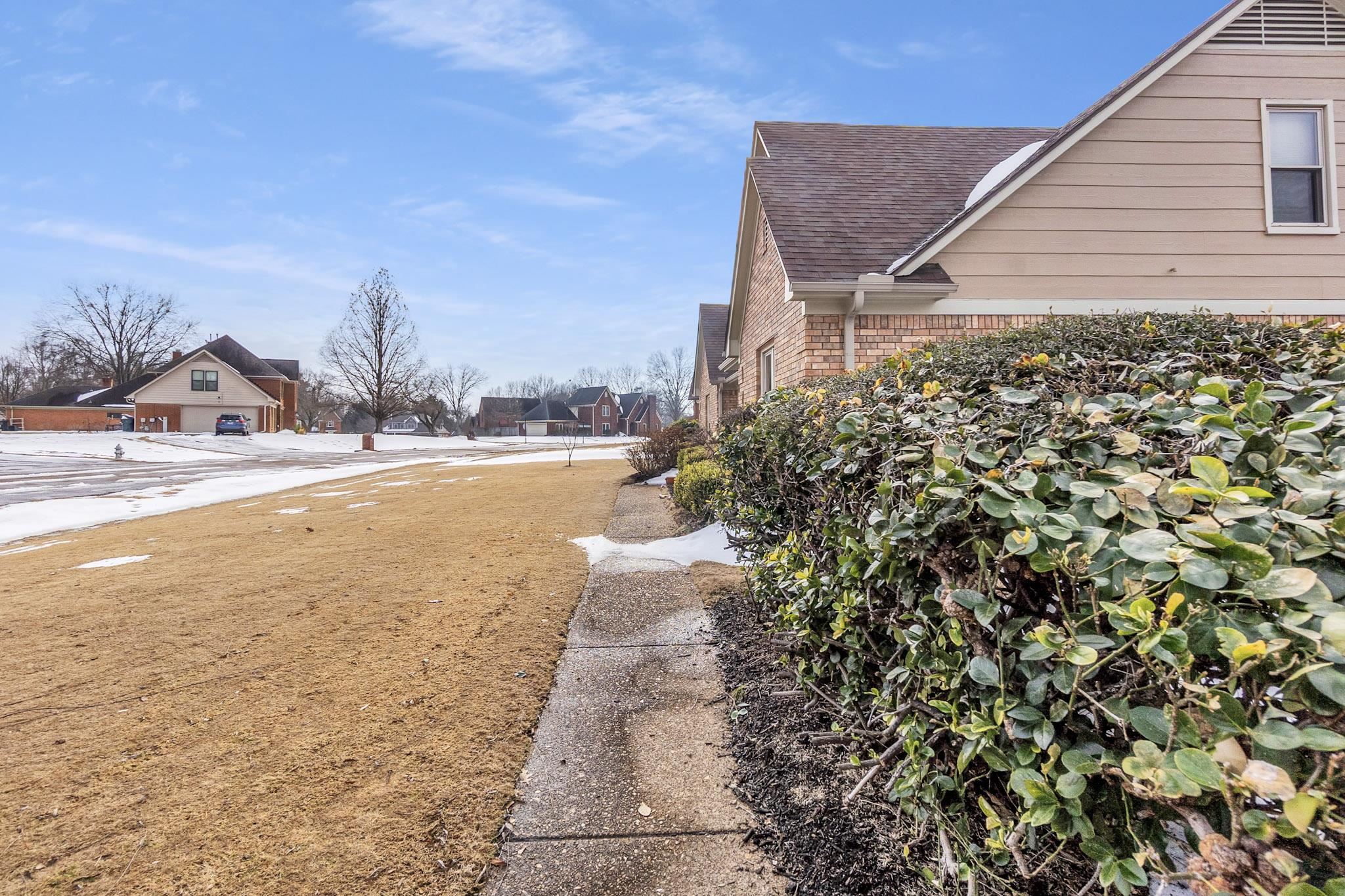 3247 PATRICIA ELLEN DR