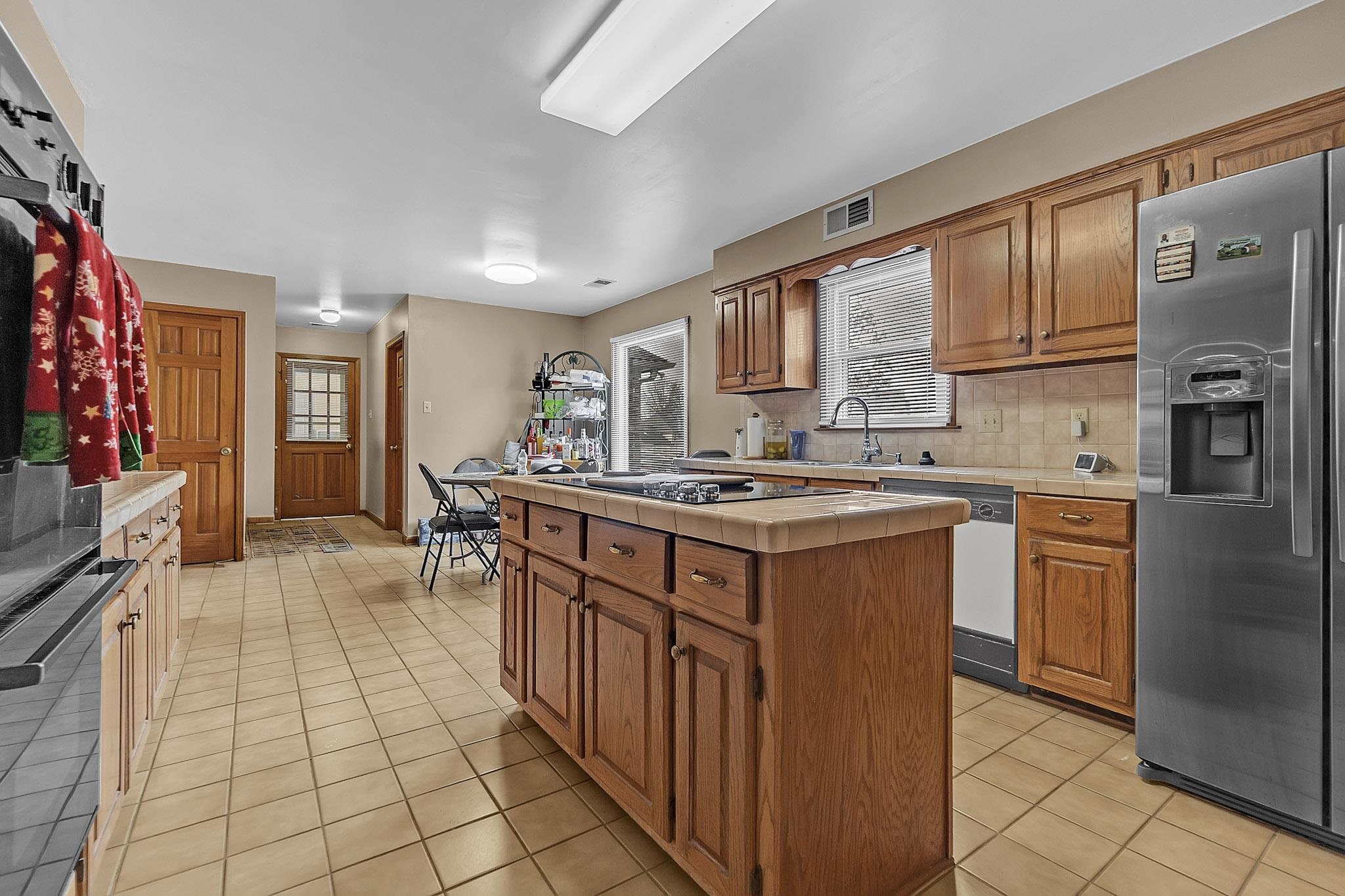 3247 PATRICIA ELLEN DR