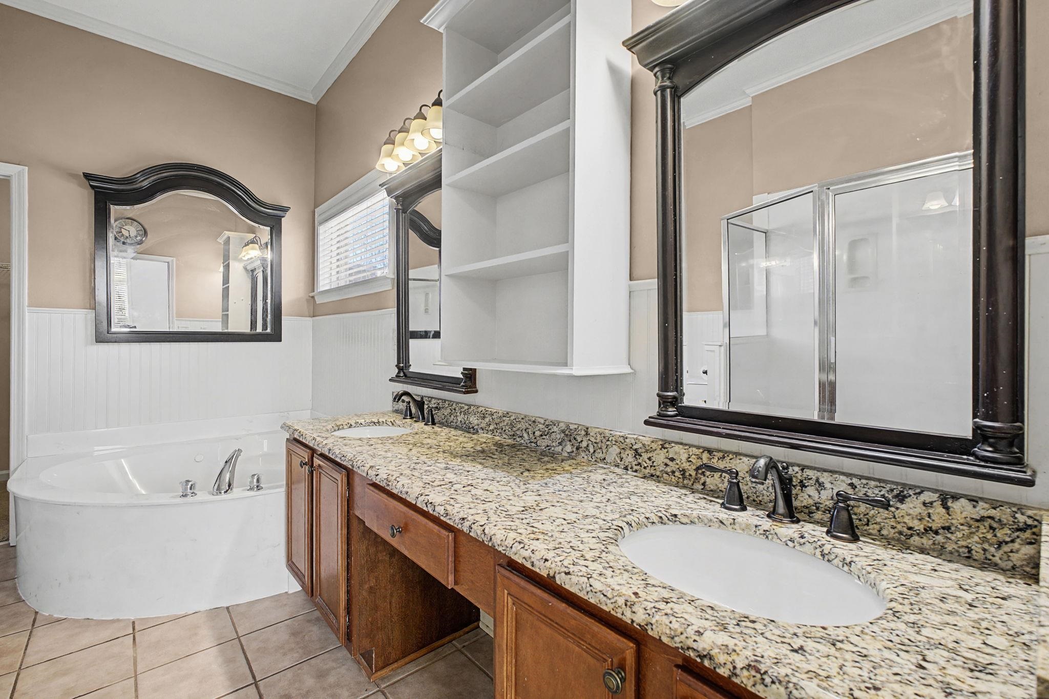 11205 CARSTON CV
