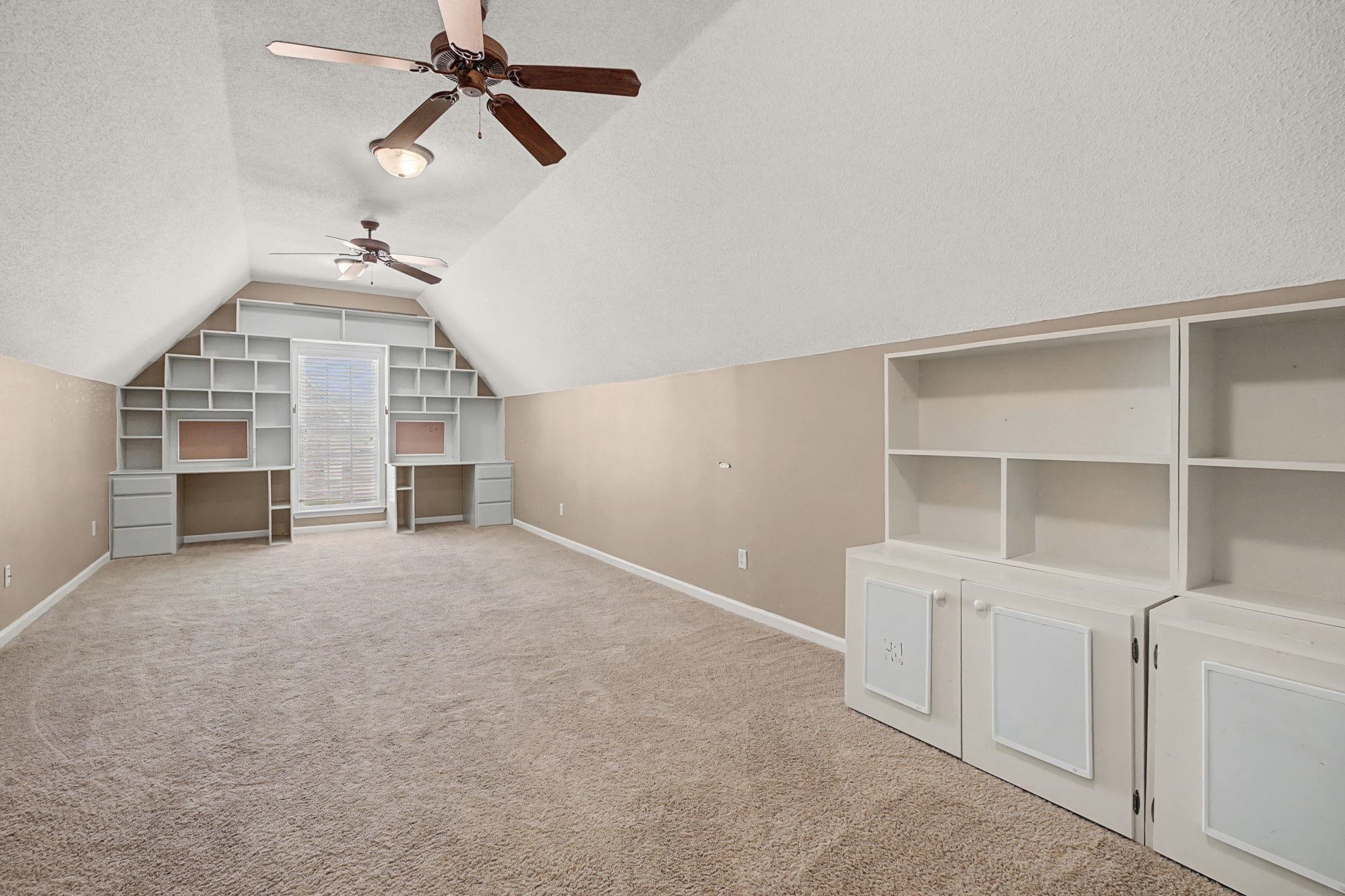11205 CARSTON CV