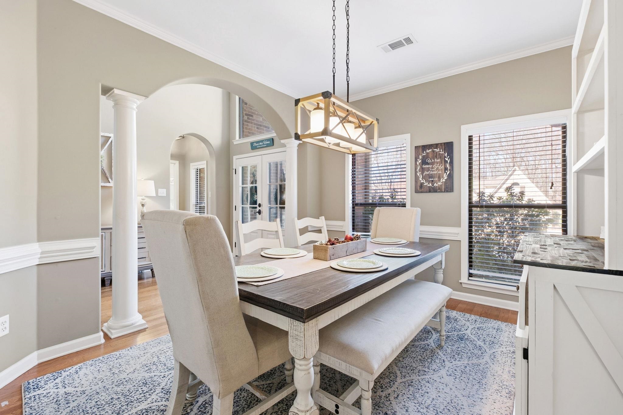 8215 HUNTERS MEADOW LN