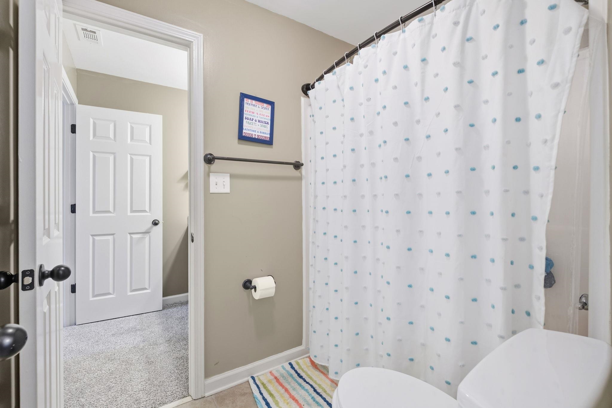 8215 HUNTERS MEADOW LN